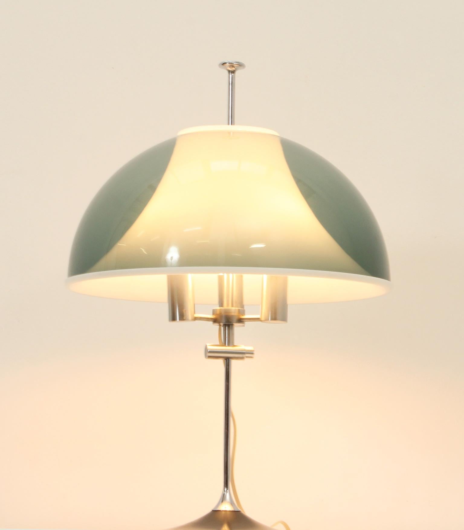 Elio Martinelli Adjustable Table Lamp for Metalarte, 1962 For Sale 1