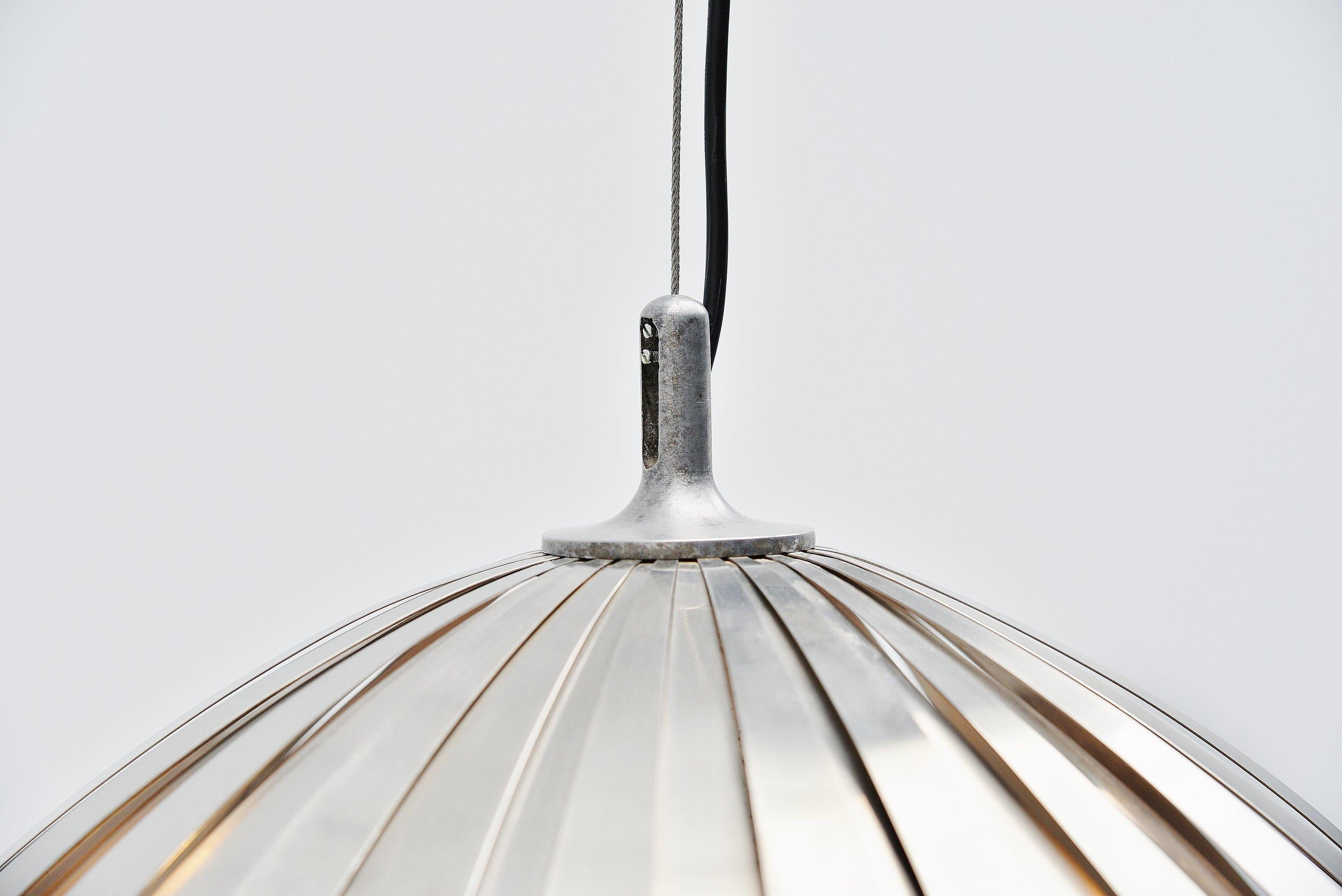 Elio Martinelli Calotta Chandelier, Italy, 1960 In Good Condition In Roosendaal, Noord Brabant