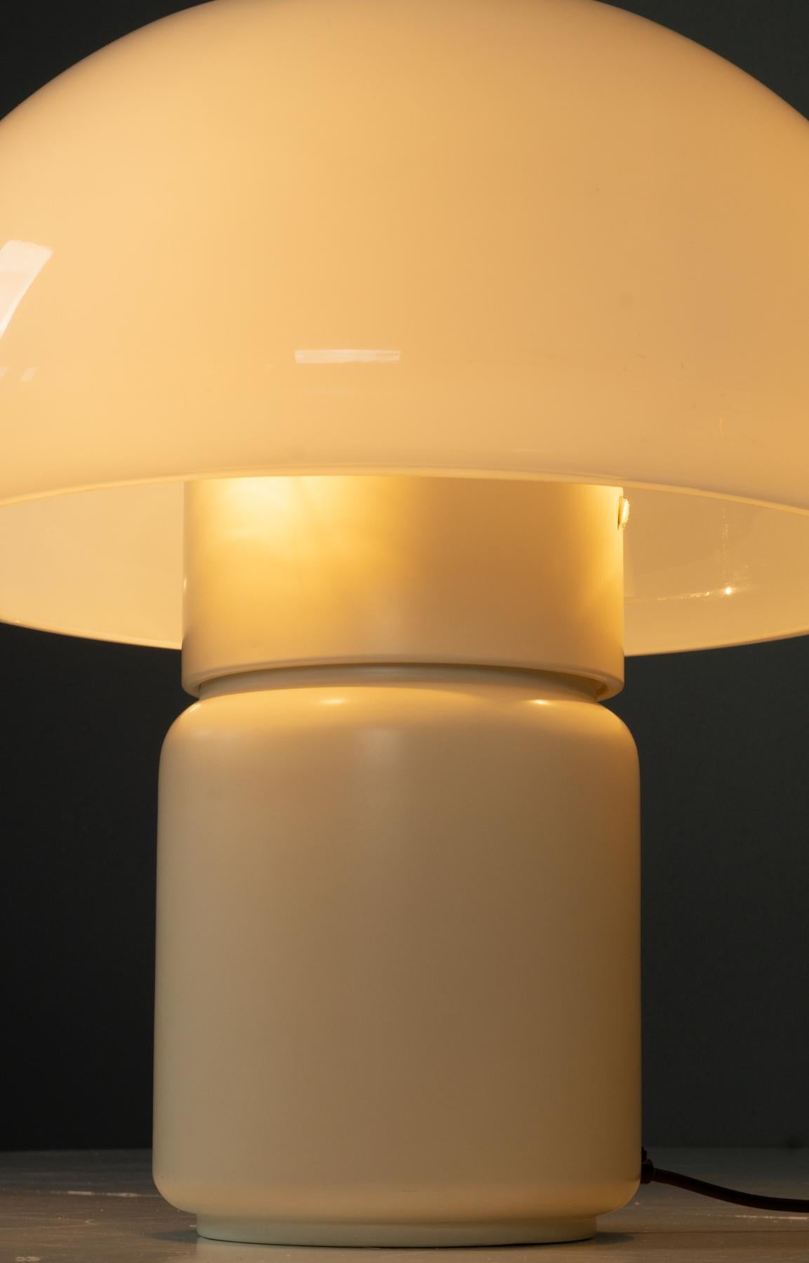 Molded Elio Martinelli for Martinelli Luce Model 625, Large Space Age Mushroom Lamp