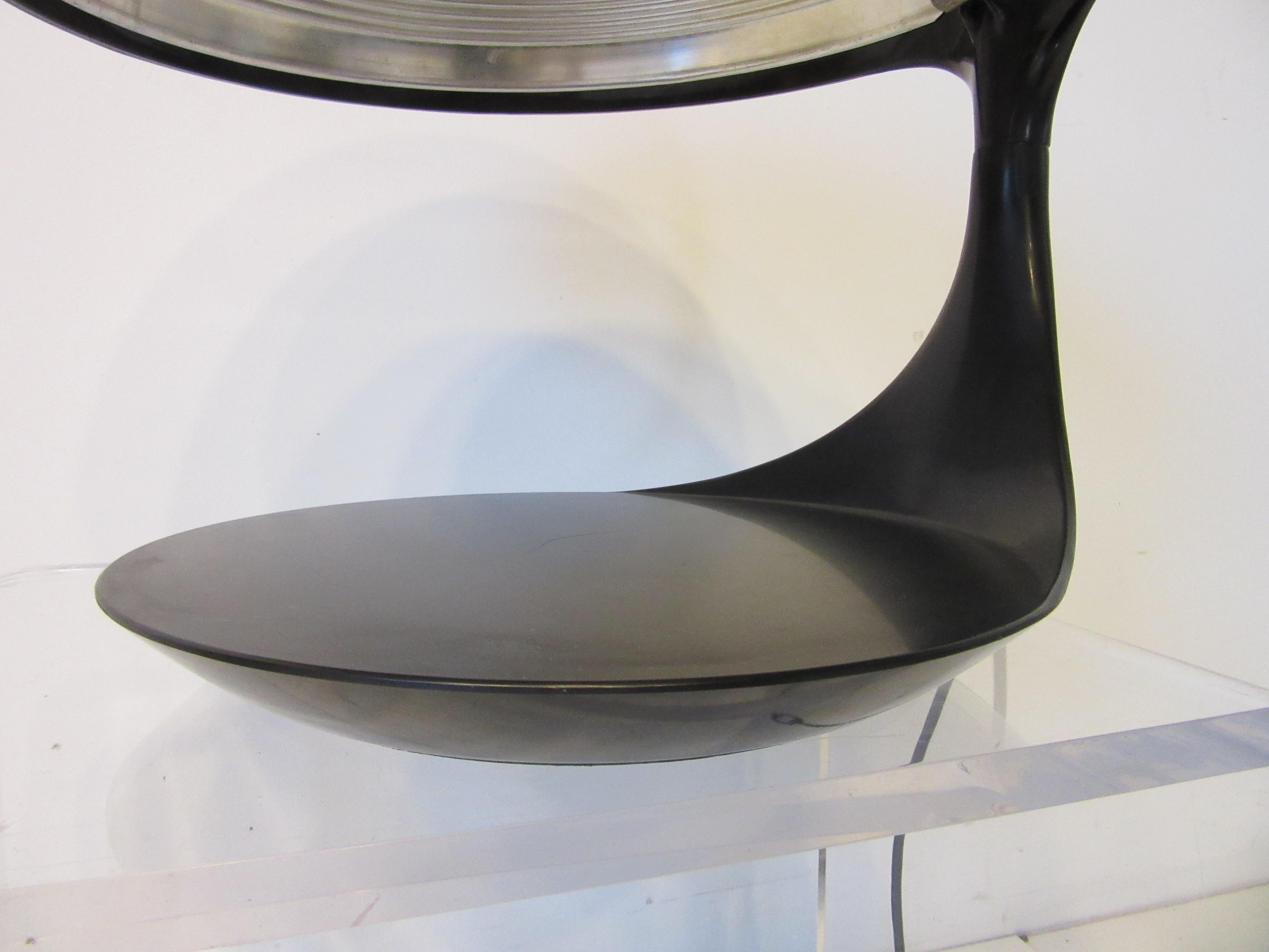 20ième siècle Lampe de table Cobra Elio Martinelli Luce, Italie