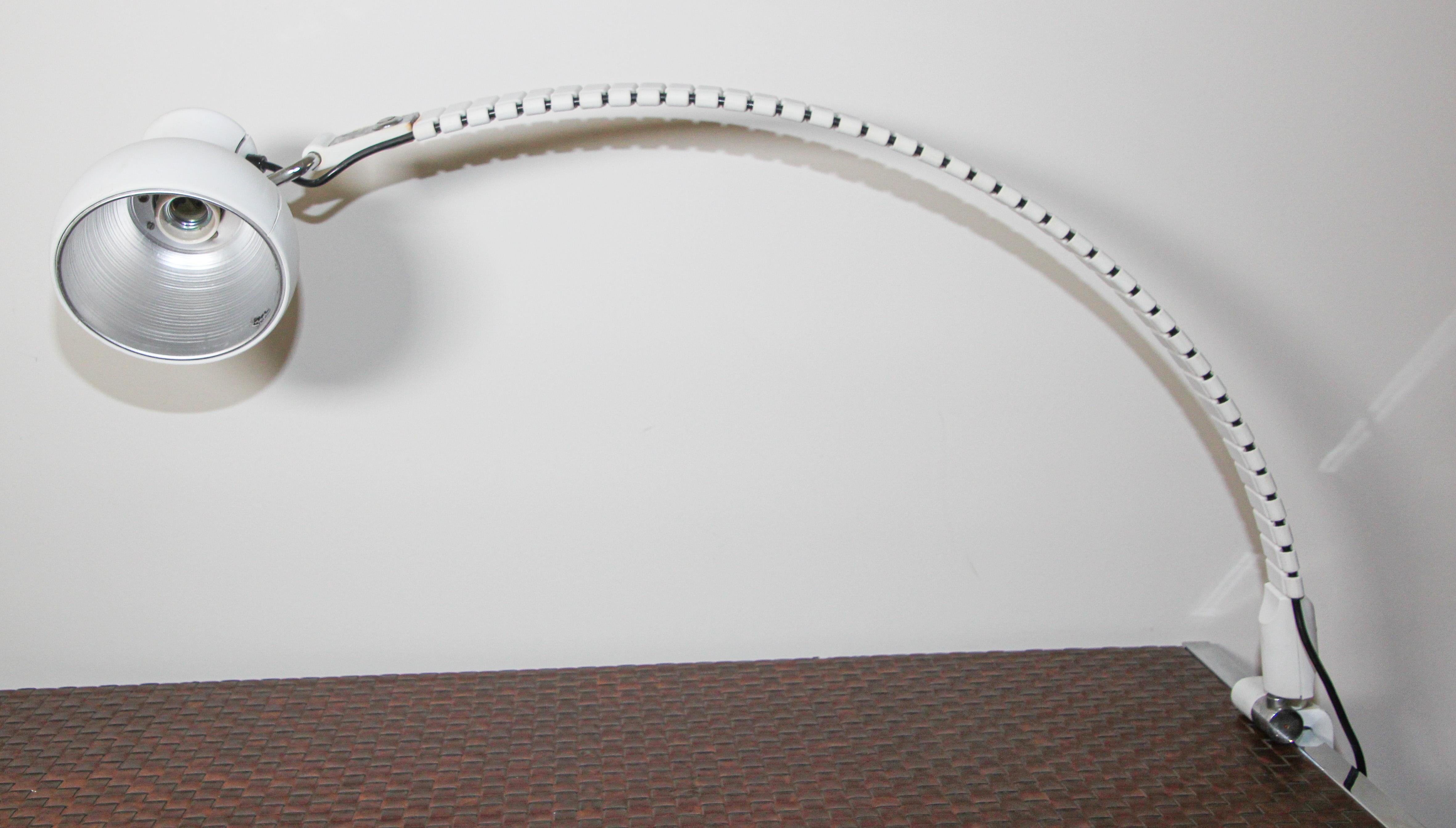 Elio Martinelli, Martinelli Luce Cobra Vertebra Desk Flex Lamp Model 659 For Sale 6