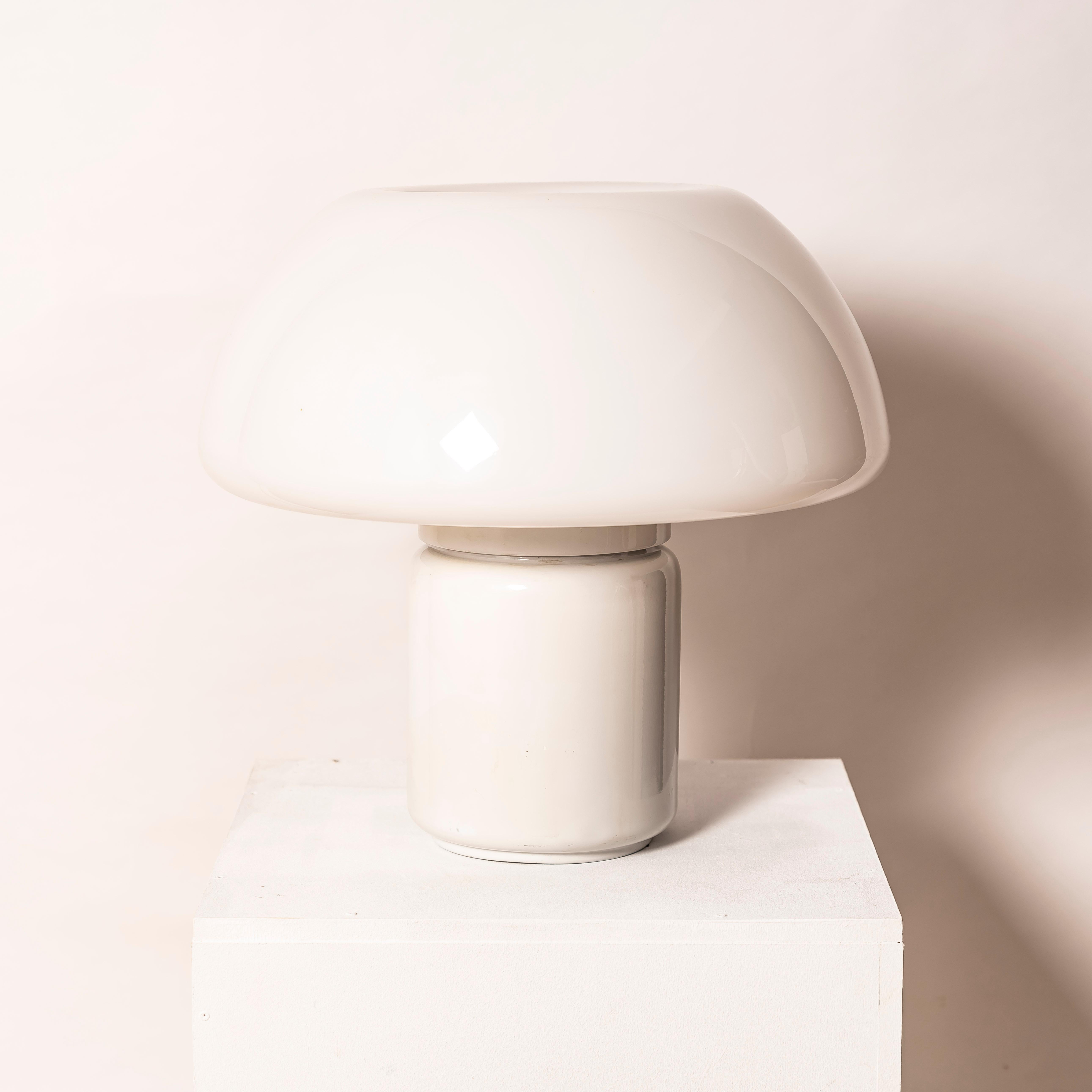 Elio Martinelli “Mushroom” Table Lamp for Martinelli Luce, Italy, 1970s For Sale 2