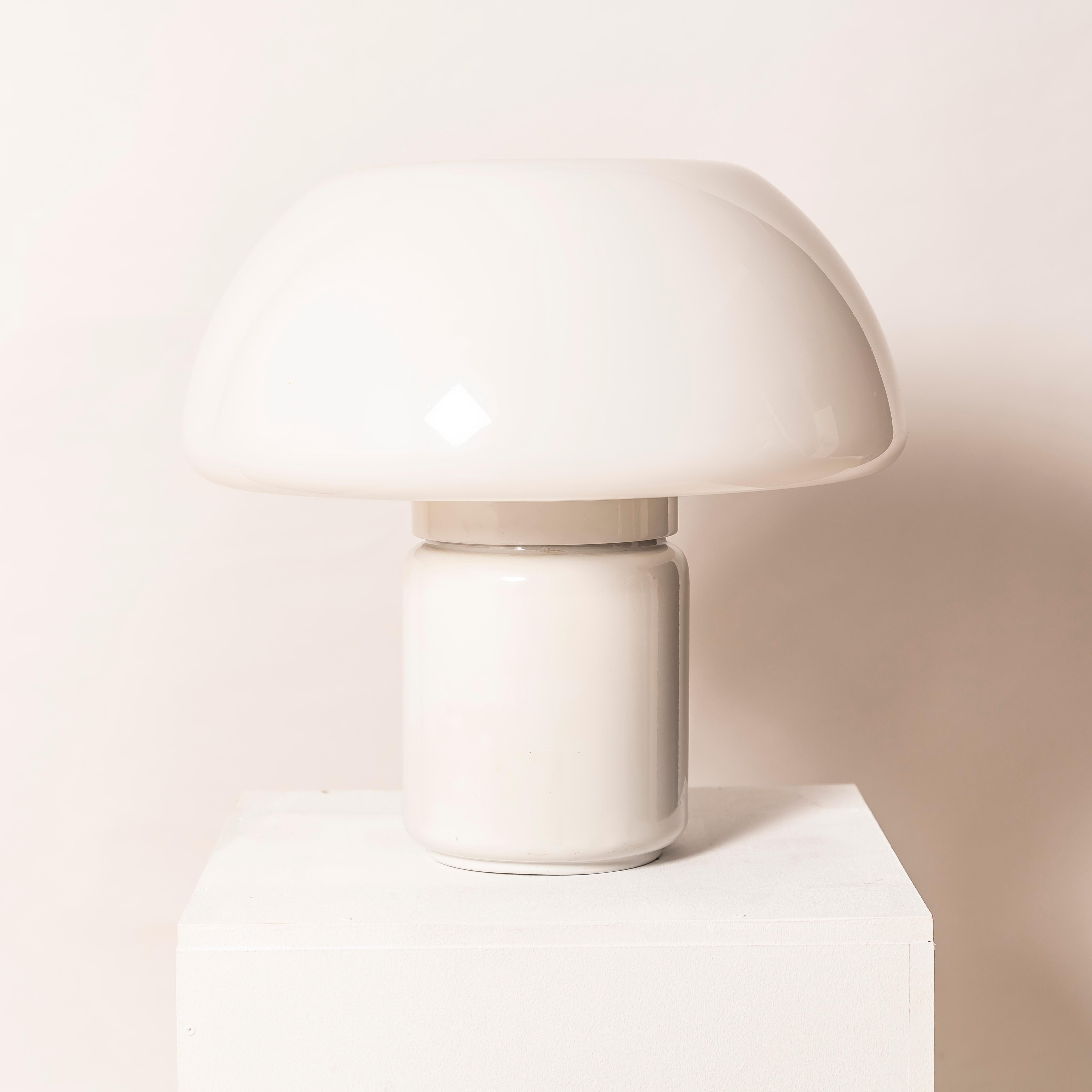 Elio Martinelli “Mushroom” Table Lamp for Martinelli Luce, Italy, 1970s For Sale 4