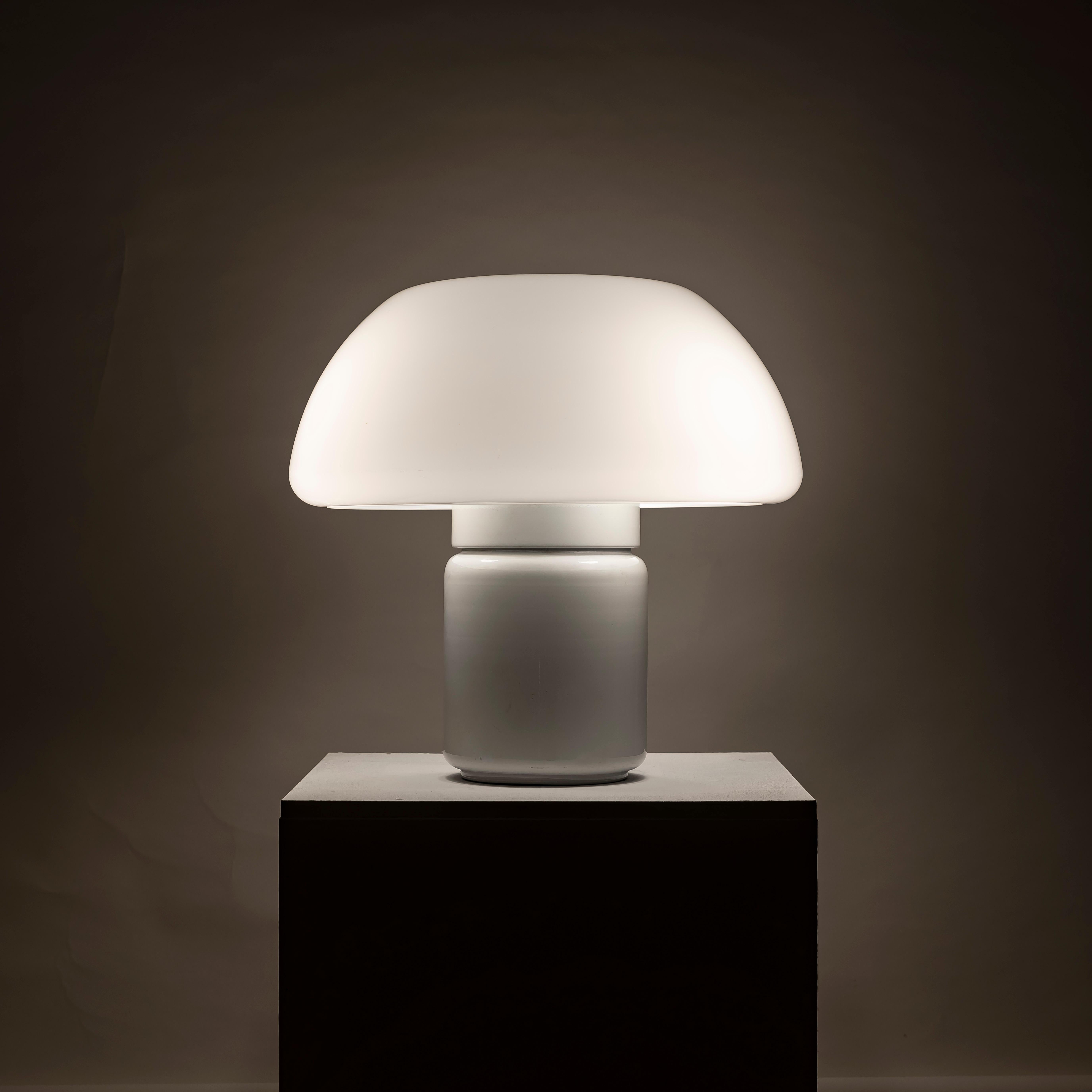 Italian Elio Martinelli “Mushroom” Table Lamp for Martinelli Luce, Italy, 1970s For Sale