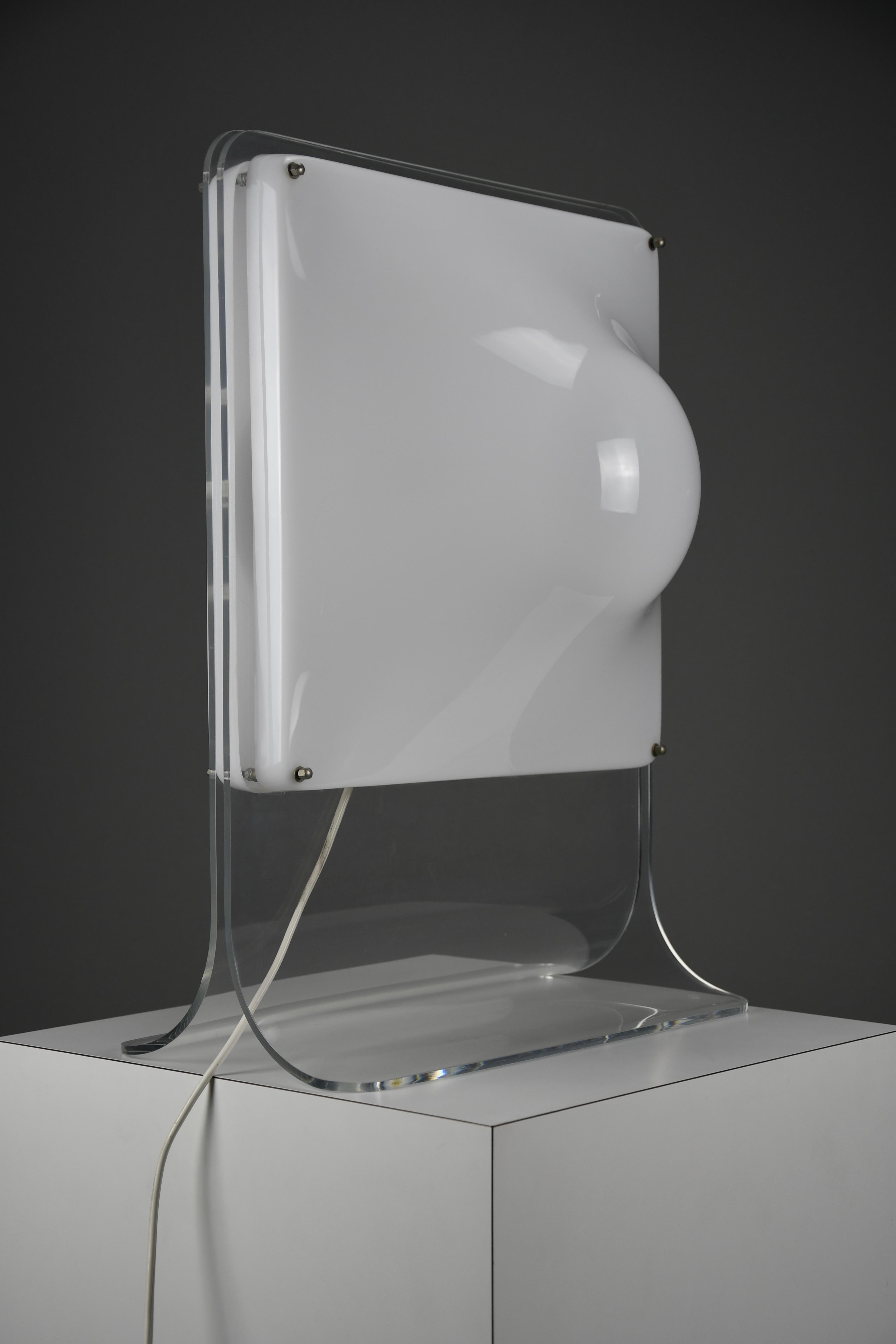 Elio Martinelli Style “Bolla” Table Lamp, Italy, 1965 For Sale 4