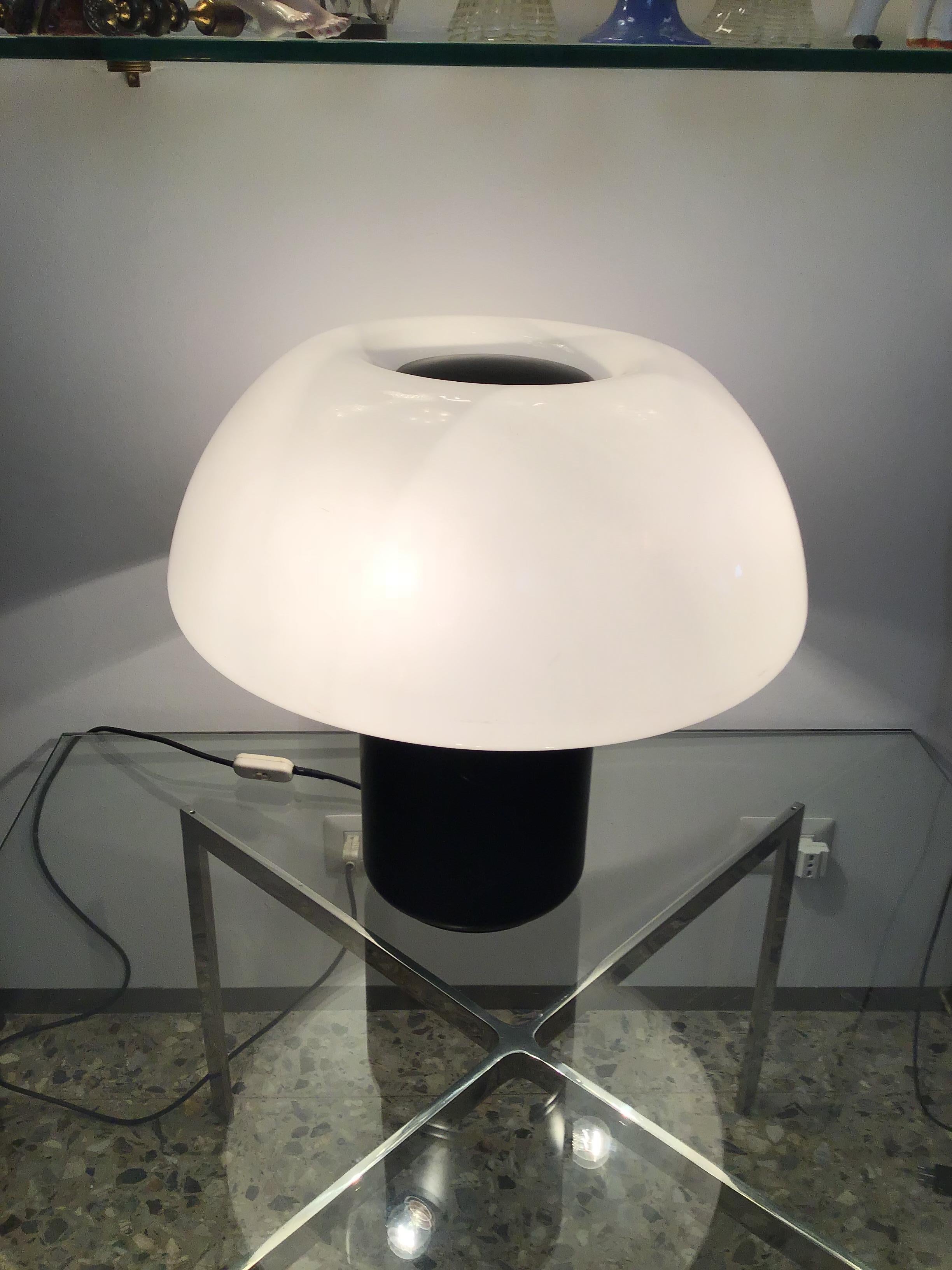 Elio Martinelli Table Lamp Brass Plexiglass, 1970 For Sale 2