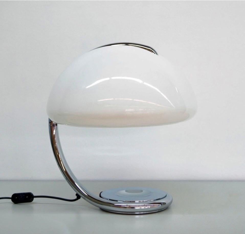 Elio Martinelli Table Lamp «Serpente» Chrome, Made by Luce, Italy 1970ies For Sale 3
