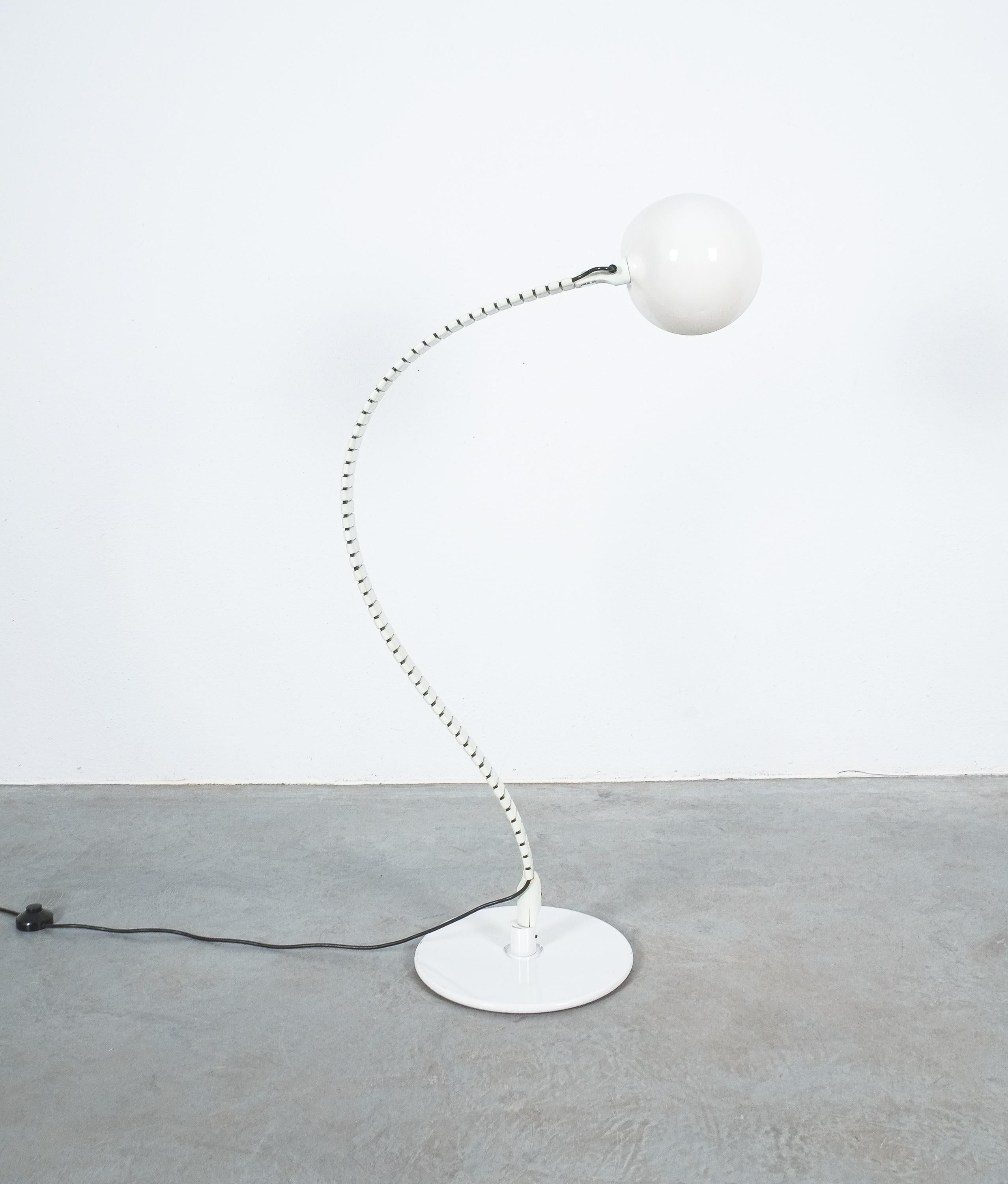 Late 20th Century Elio Martinelli White Metal Floor Lamp Elio Martinelli, Italy, 1970