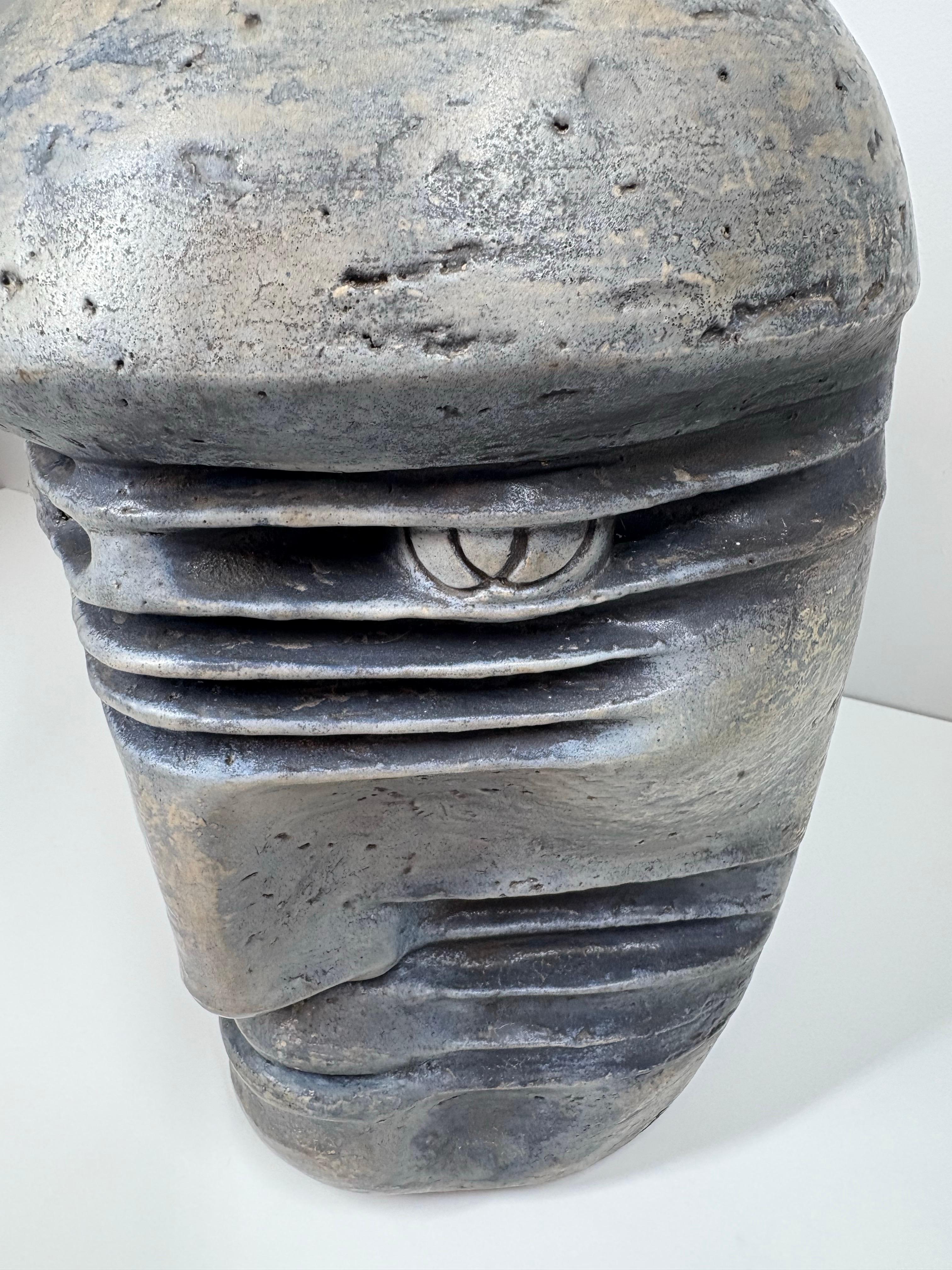 Elio Ortiz ( b.1944-), a large brutalist ceramic sculpture , 1985 in vendita 1