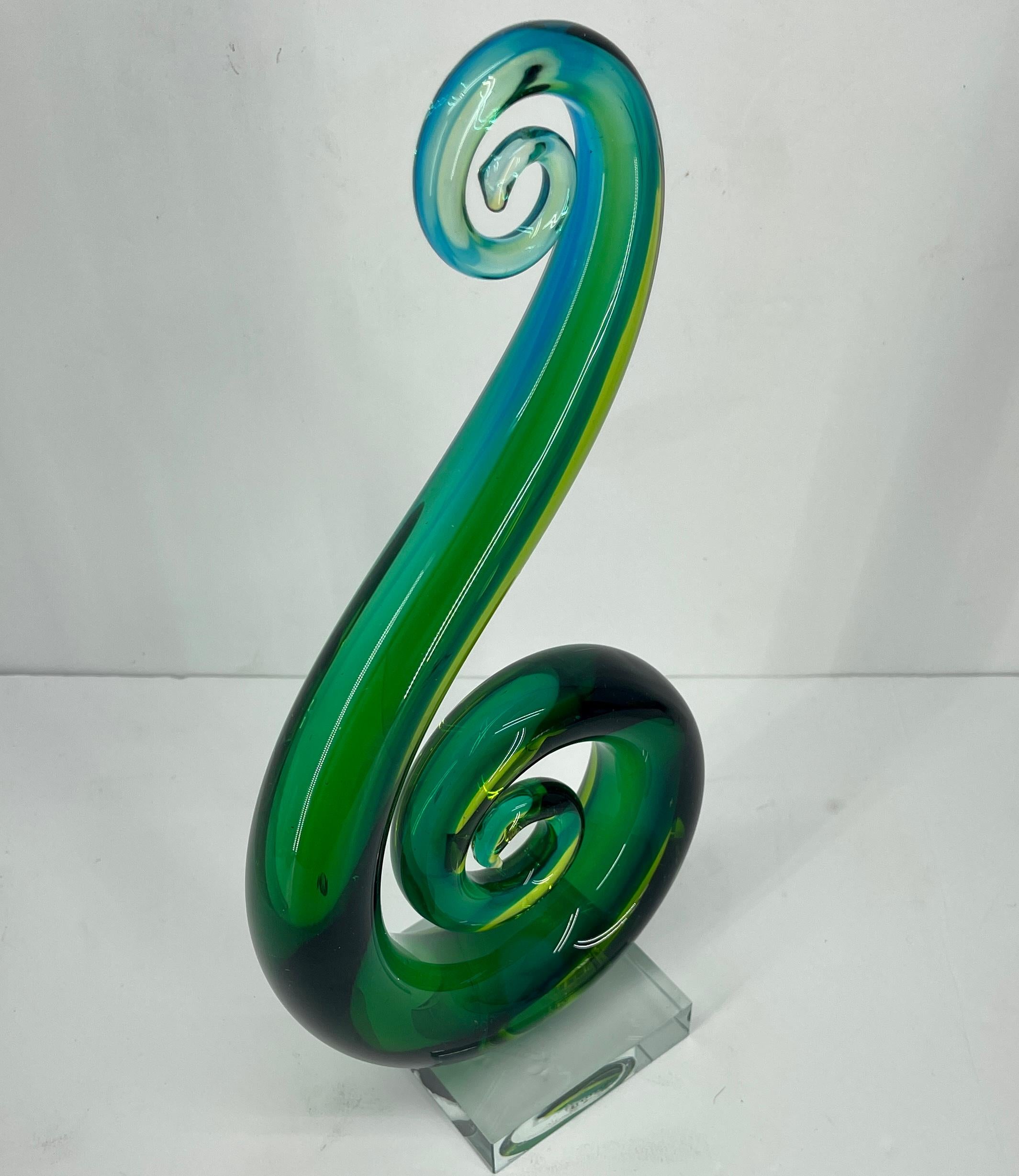Fait main Note musicale ou sculpture de Nautilus en verre de Murano de style Elio Raffael