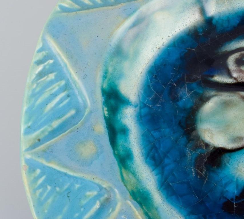 Italian Elio Schiavon (1925-2004), Italy. Unique ceramic bowl with blue glass inlay. For Sale
