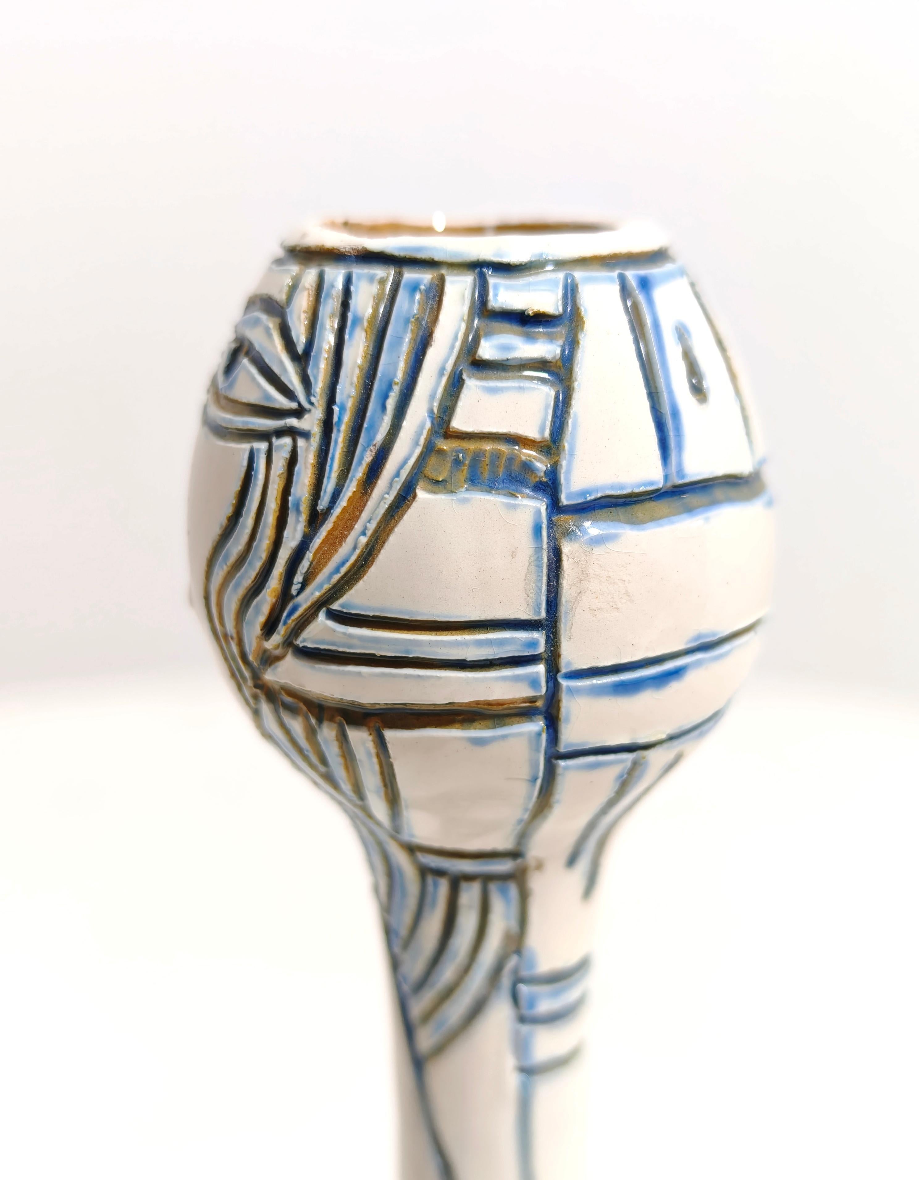 Elio Schiavon Producción Italia Años 60 Jarrón de cerámica con figura humana Mi-Century en venta 3