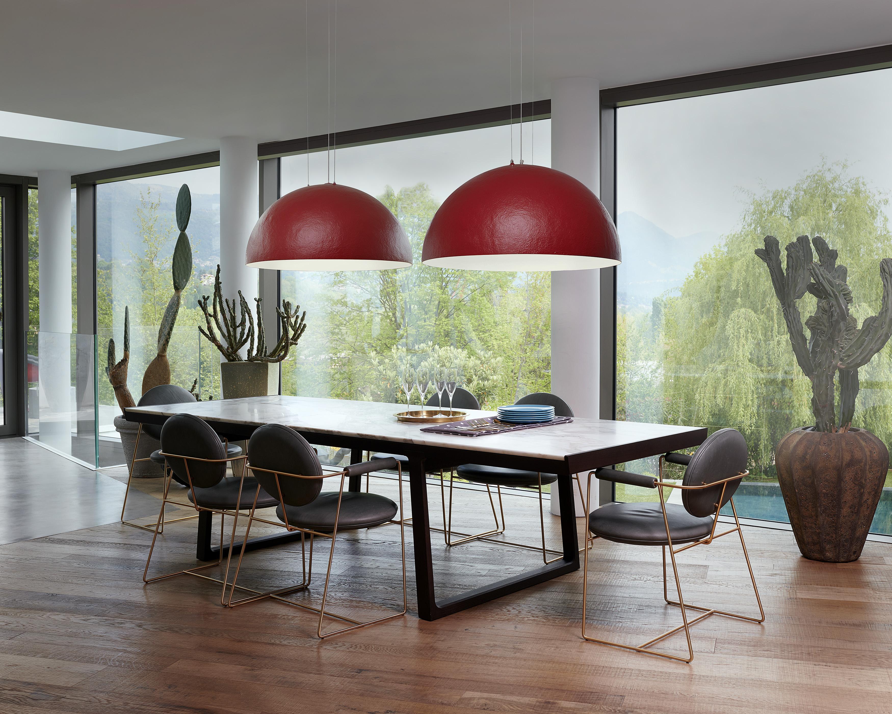 Lampada a sospensione media Elios di Giò Colonna Romano
Dimensioni: Ø 120 x H. 60 cm.
Materiali: Fibra di vetro.

Disponibile in tre misure. I prezzi possono variare. Questo prodotto è adatto all'uso interno ed esterno. Tutte le nostre lampade