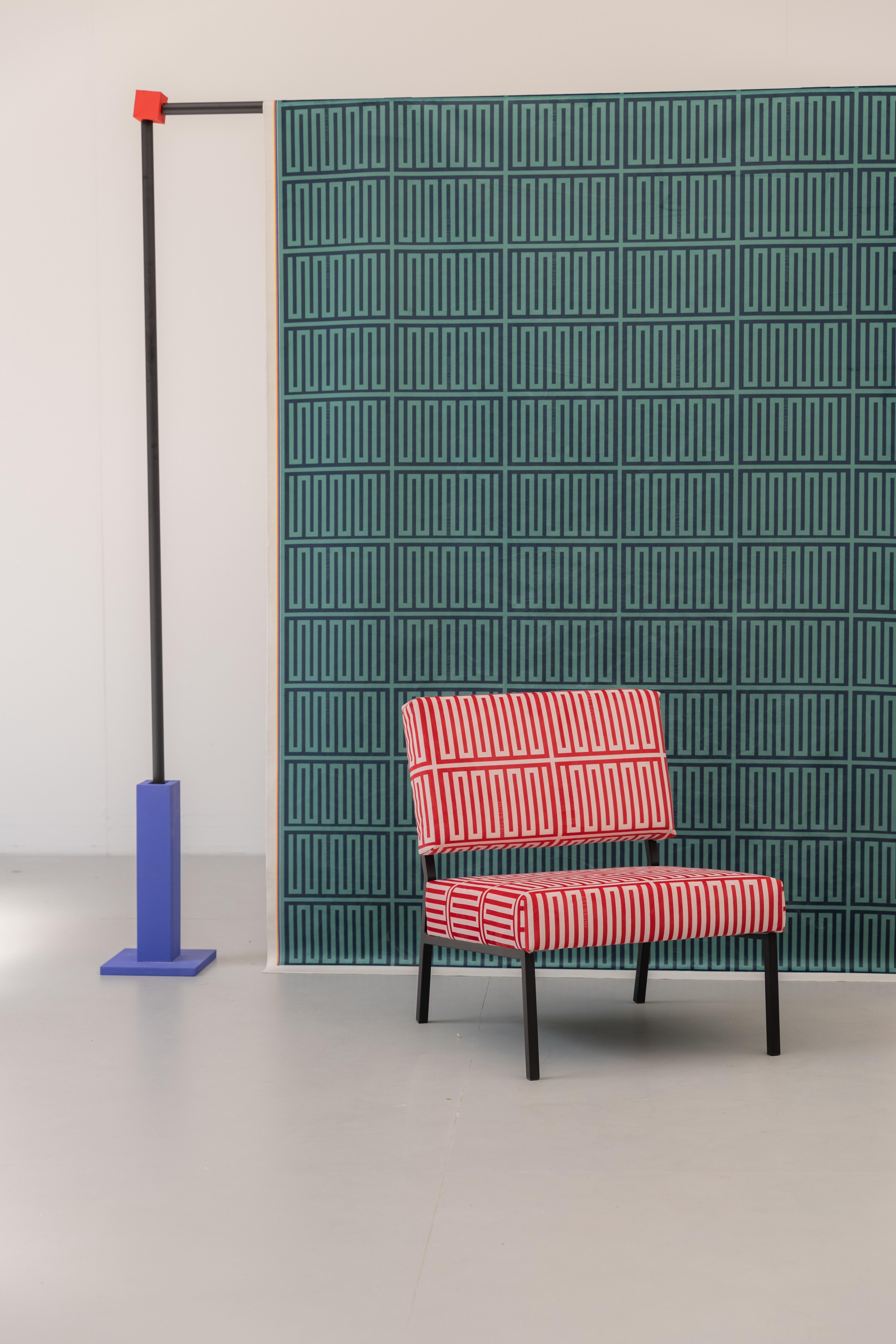 Elios red and pink O2 armchair by Babel Brune
Dimensions: D 63 x W 54 x H 67 cm, Seat H 35 cm.
Material: Suede velvet 380g / m², steel.

The O2 Elios armchair from Eté 83 collection offers you a rich texture and deep colors thanks to our now
