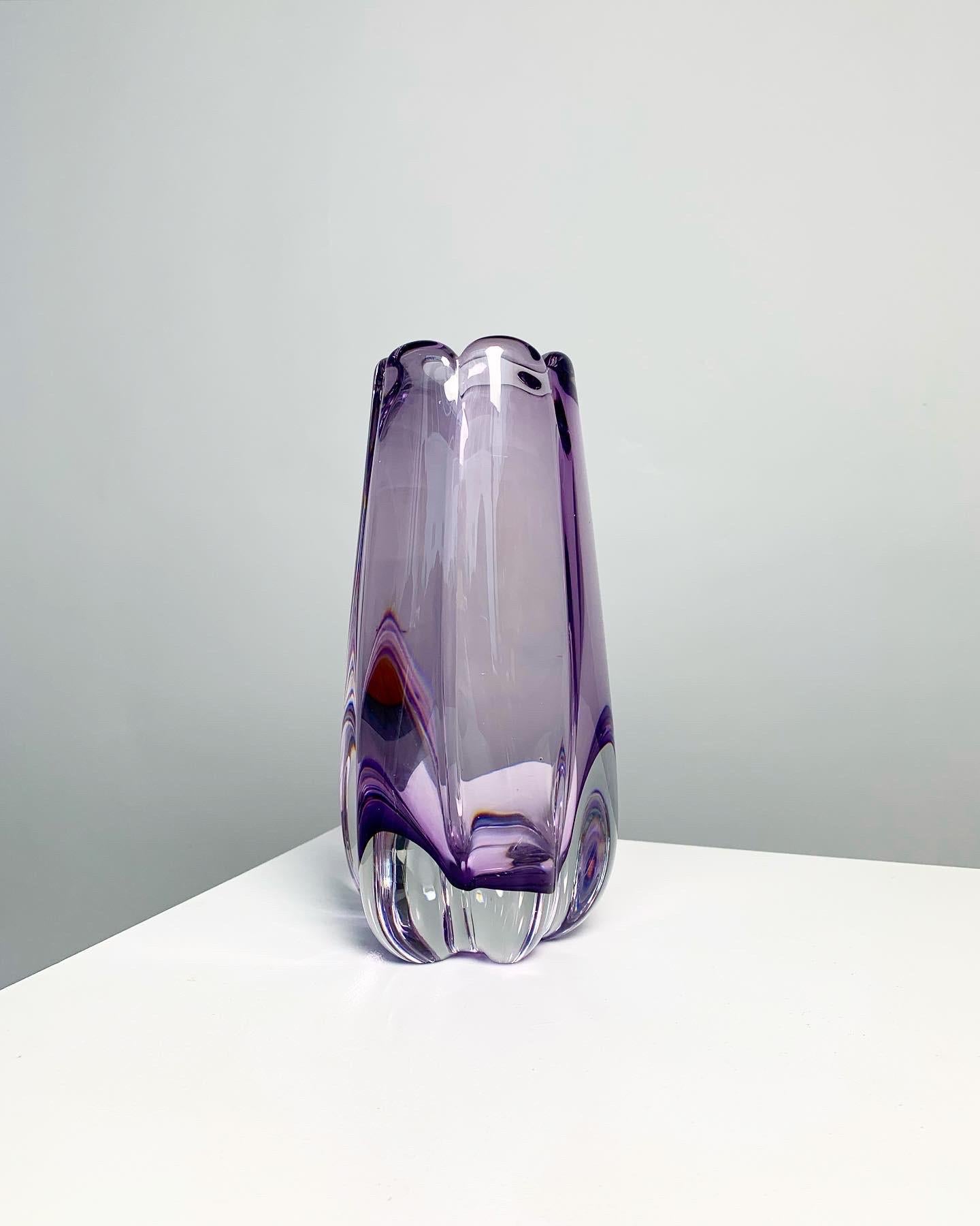 Mid-Century Modern Elis Bergh Crystal Glass Vase Amethyst Colored Sommerso Kosta Sweden 1940s