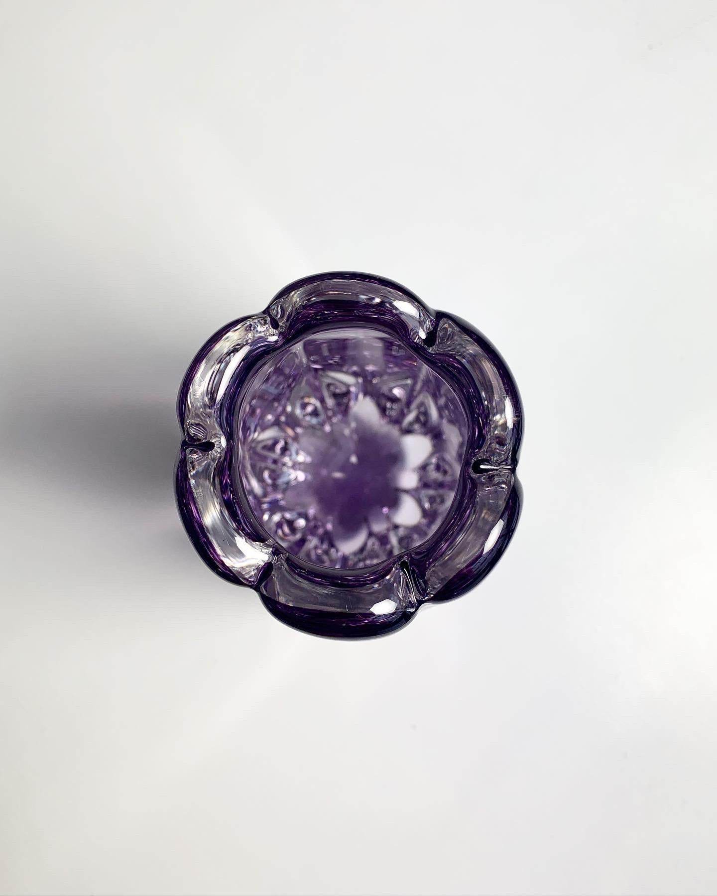 Elis Bergh Crystal Glass Vase Amethyst Colored Sommerso Kosta Sweden 1940s In Good Condition In Basel, BS