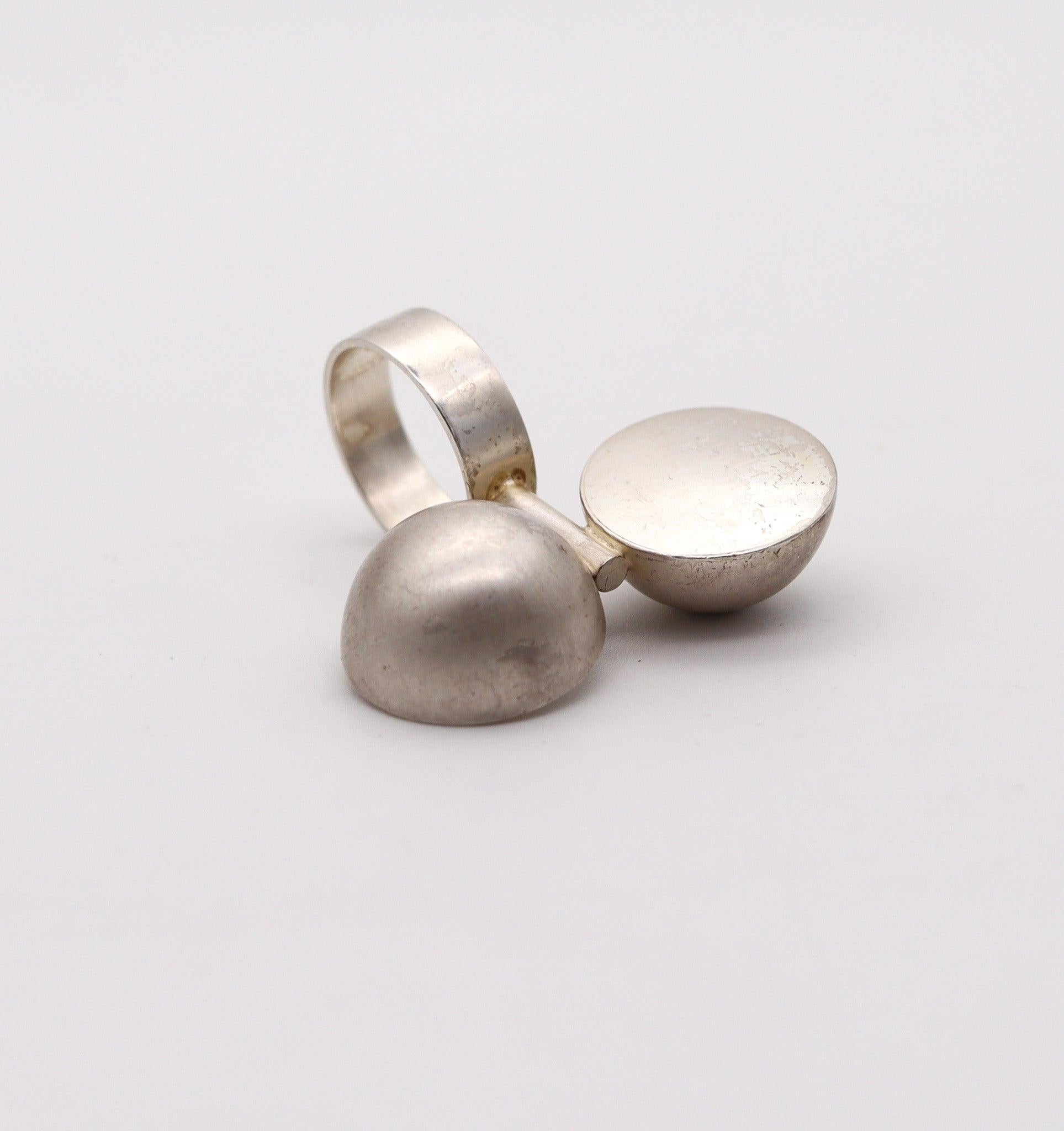Modernist ELIS KAUPPI 1971 Finlandia Geometric Sculptural Ring In .925 Sterling Silver