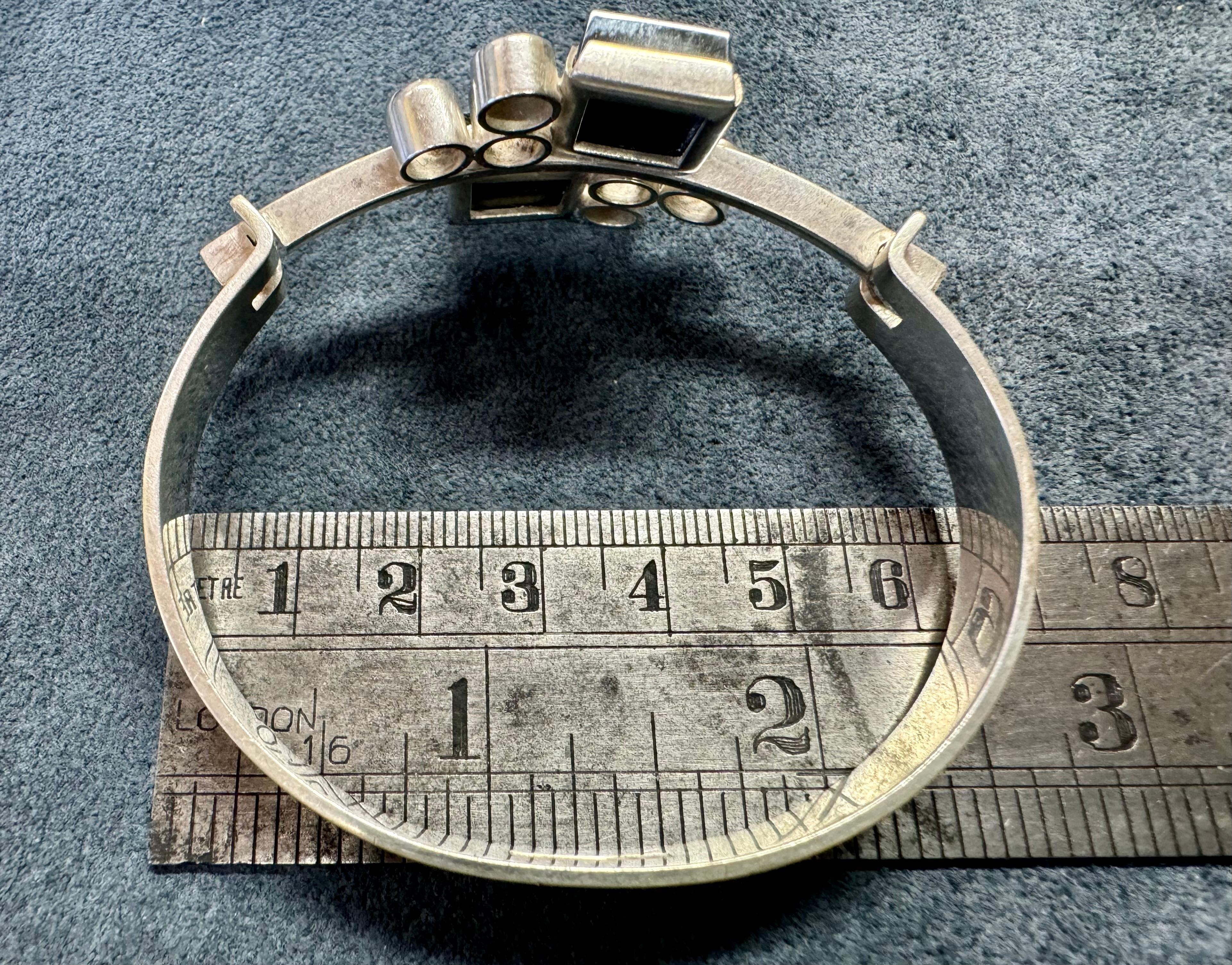 Elis Kauppi for Kupittaan Kulta Oy Silver Bracelet Made 1965. For Sale 3