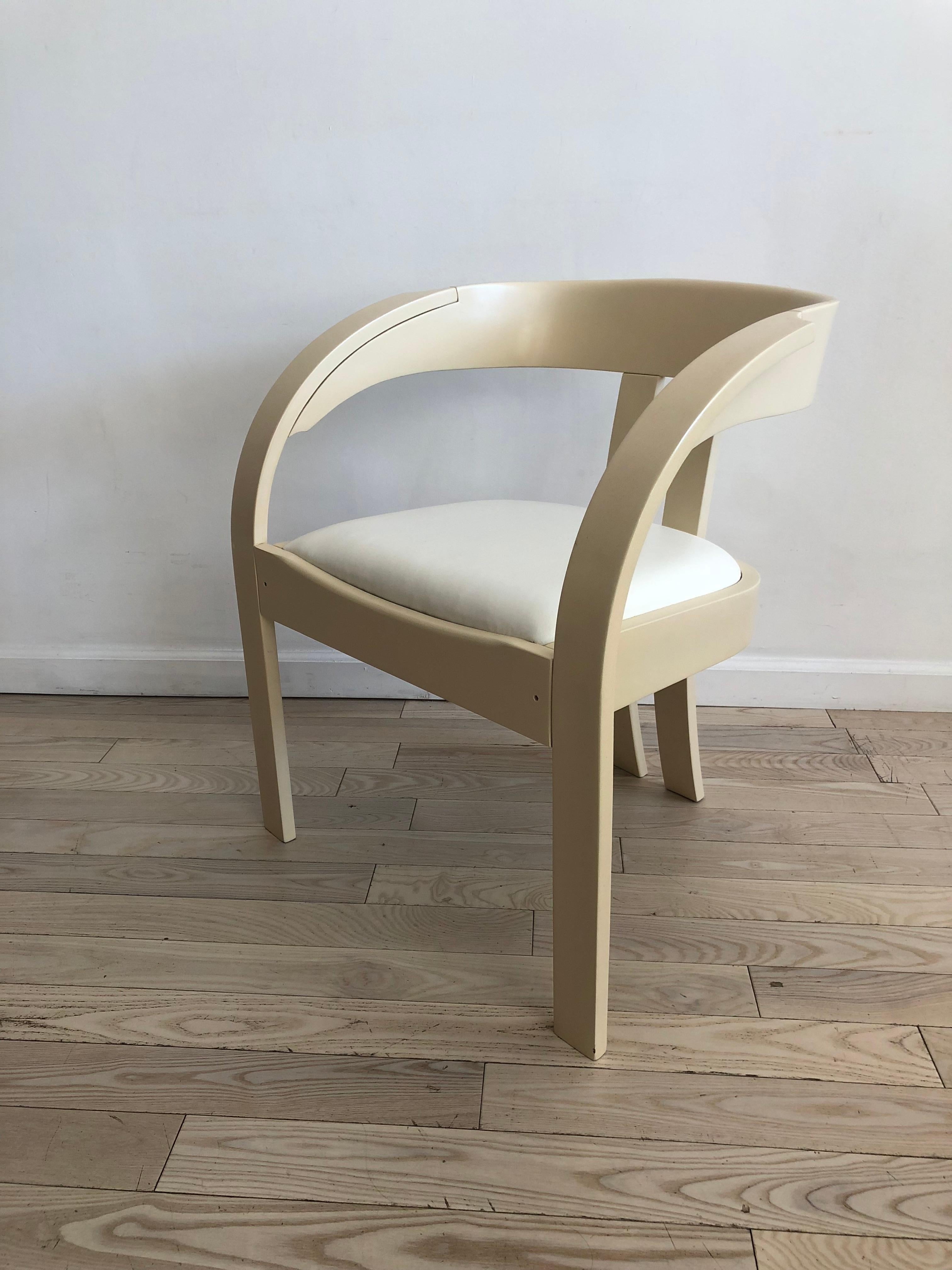 Elisa Chairs by Giovanni Bassi for Poltronova, Pair of Cream and White Chairs 8