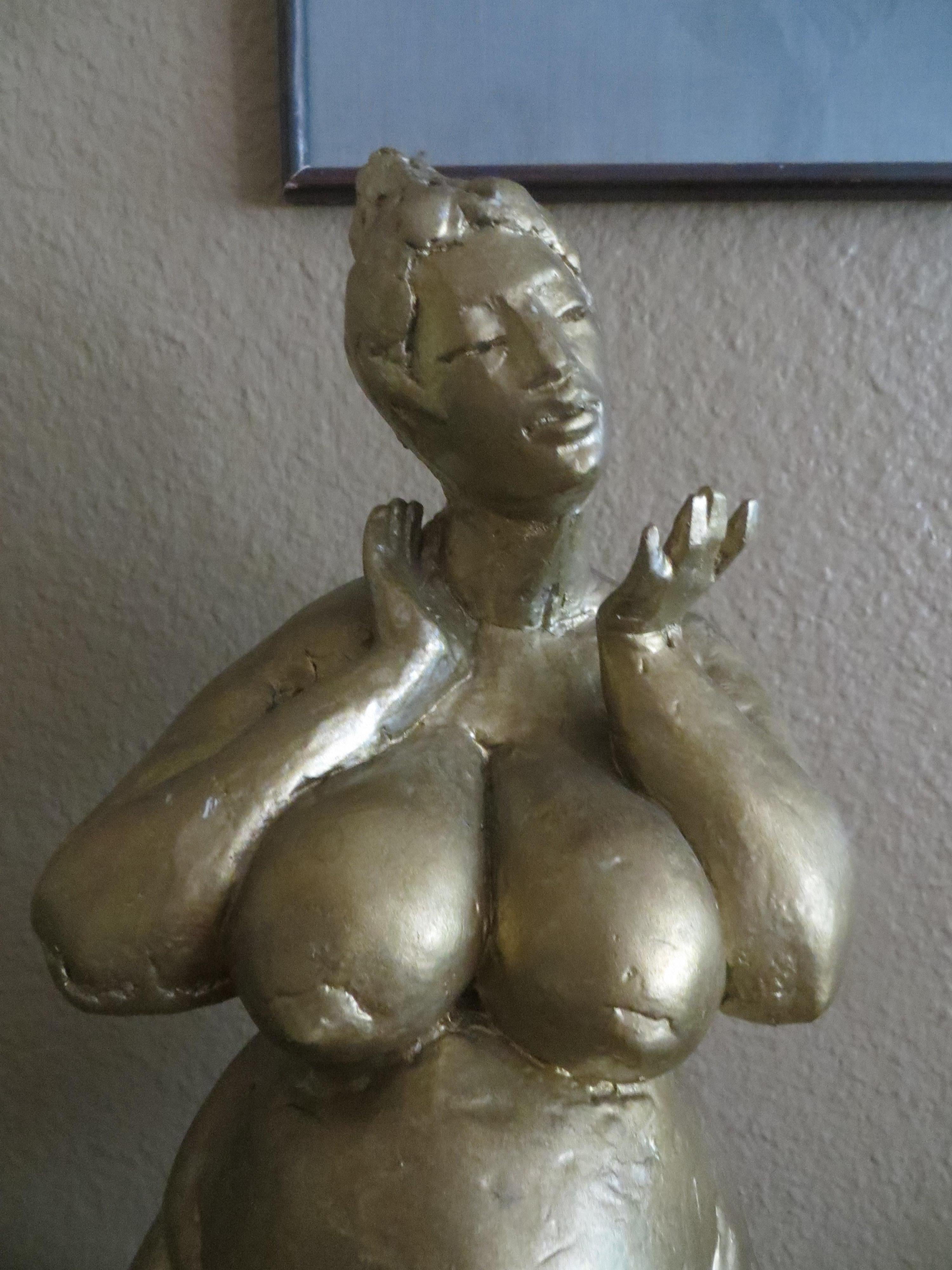 Belle Attente from  Cibot in resin - Contemporary Sculpture by Elisabeth Cibot