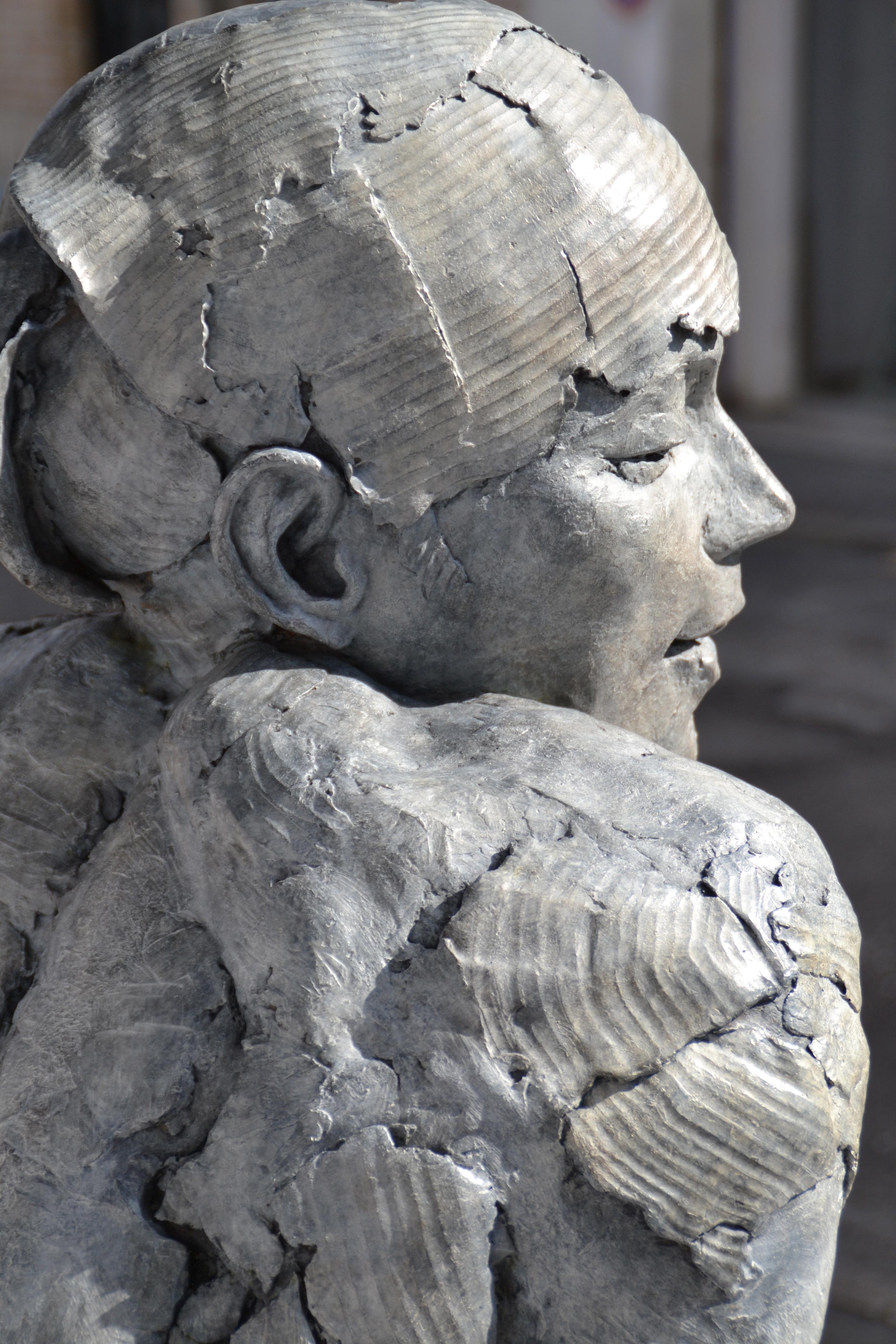 Tellina, Faserglas-Skulptur von Elisabeth Cibot im Angebot 3