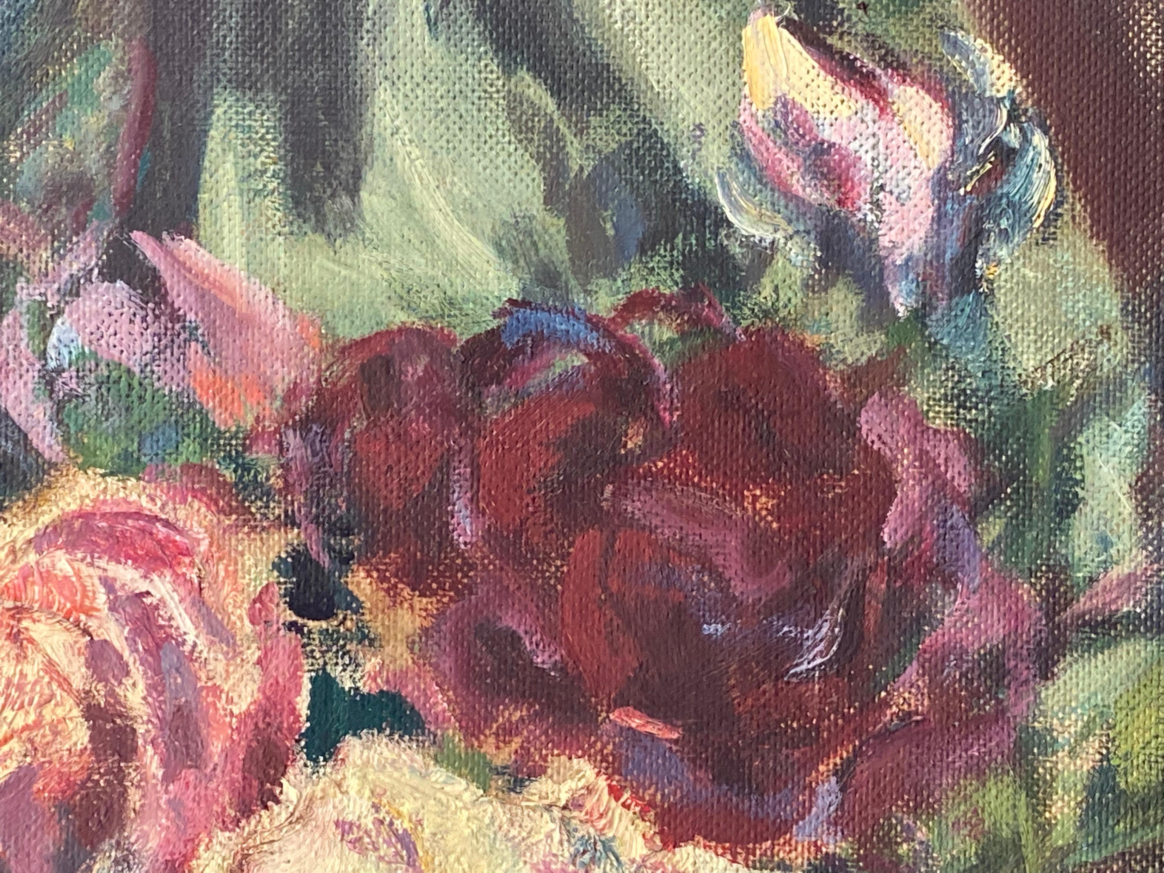 Pintura al óleo modernista alemana del siglo XX Bodegón de flores coloridas - Abstract Painting Gris de Elisabeth Hahn