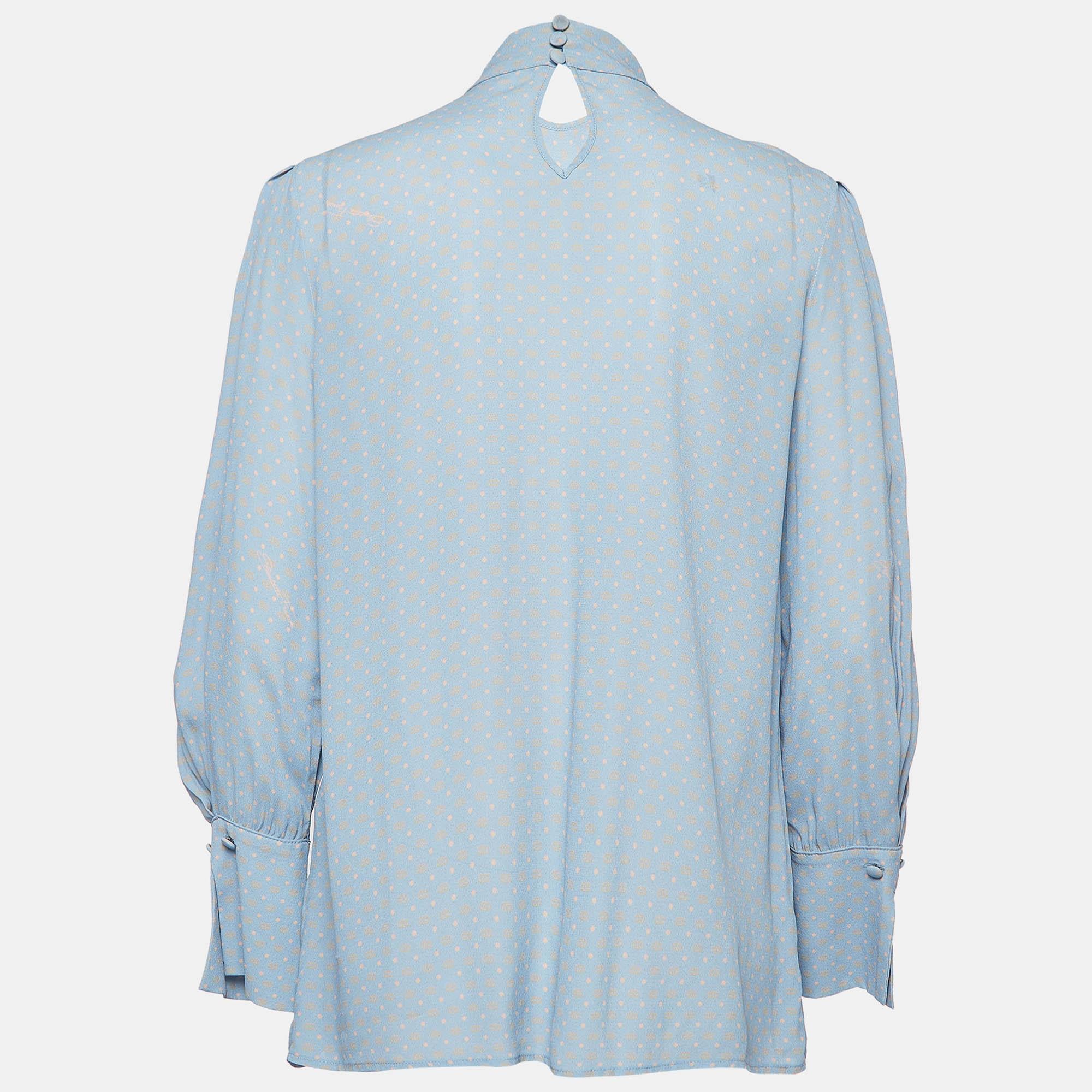 Complement your elegance with a lovely blouse like this one. With its pretty design and prime quality fabric this blouse is the best pick to look sophisticated and poised.