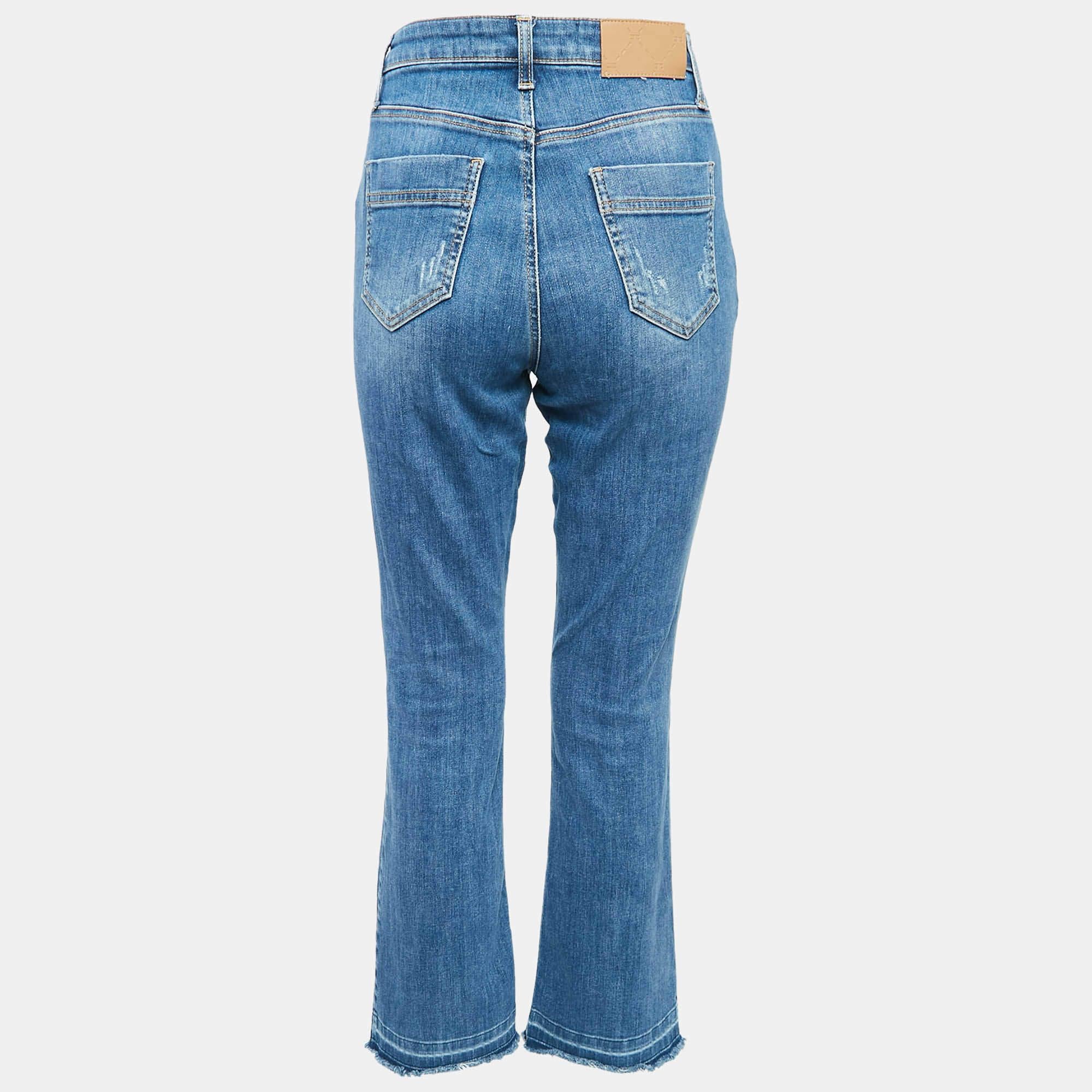 Impeccably tailored jeans are a staple in a well curated wardrobe. These designer jeans are finely sewn to give you the desired look and all day comfort.