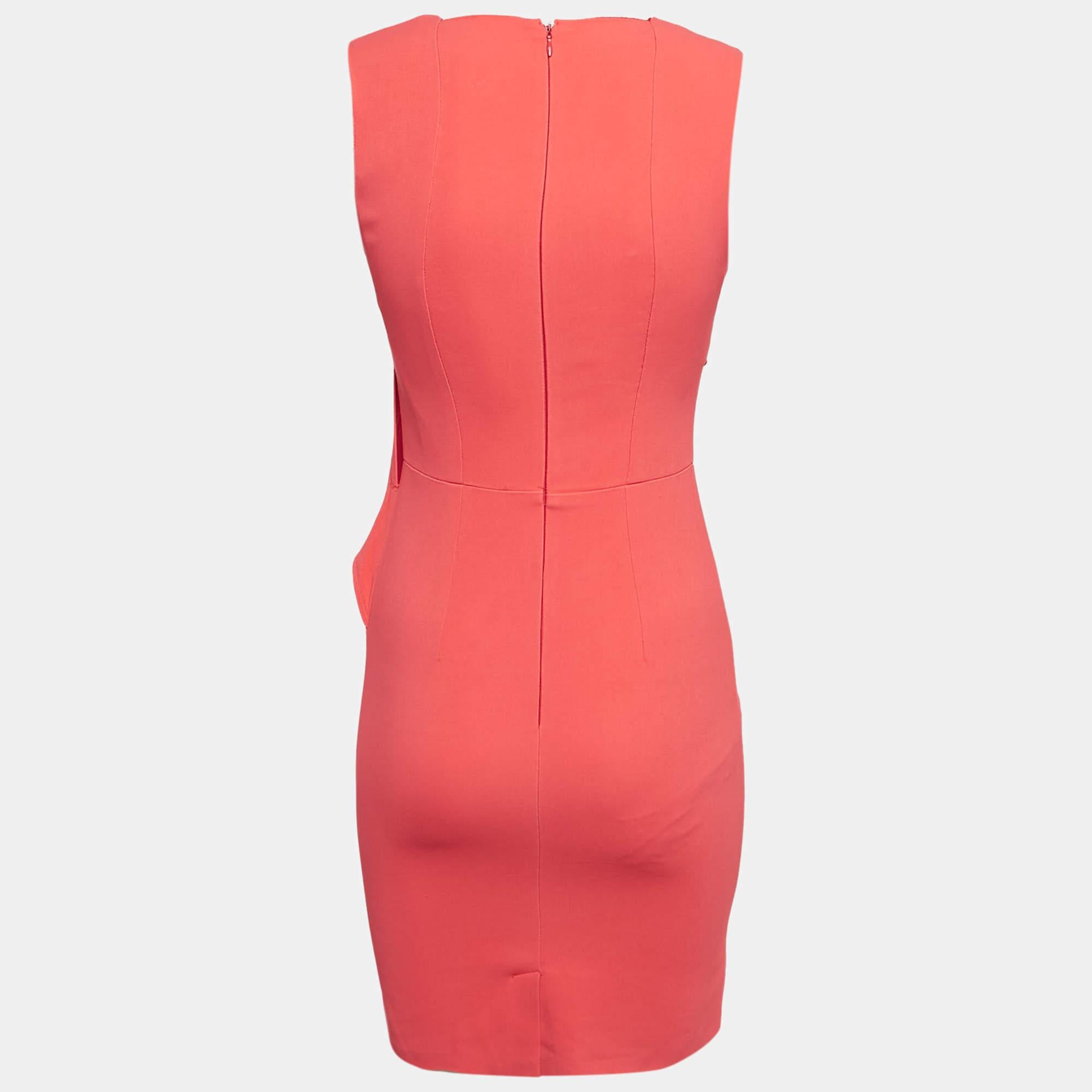 Experience the joy of expert tailoring with this designer dress for women. Meticulously made it offers a flawless fit and luxe details ensuring unmatched comfort. This beautiful creation will elevate your style effortlessly.