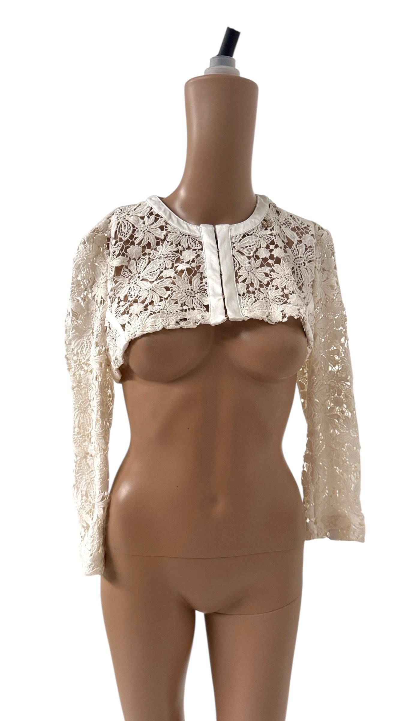 Elisabetta Franchi Spring/Summer 2012 Ivory Lace Bolero Shrug - No import duty! (Beige) im Angebot