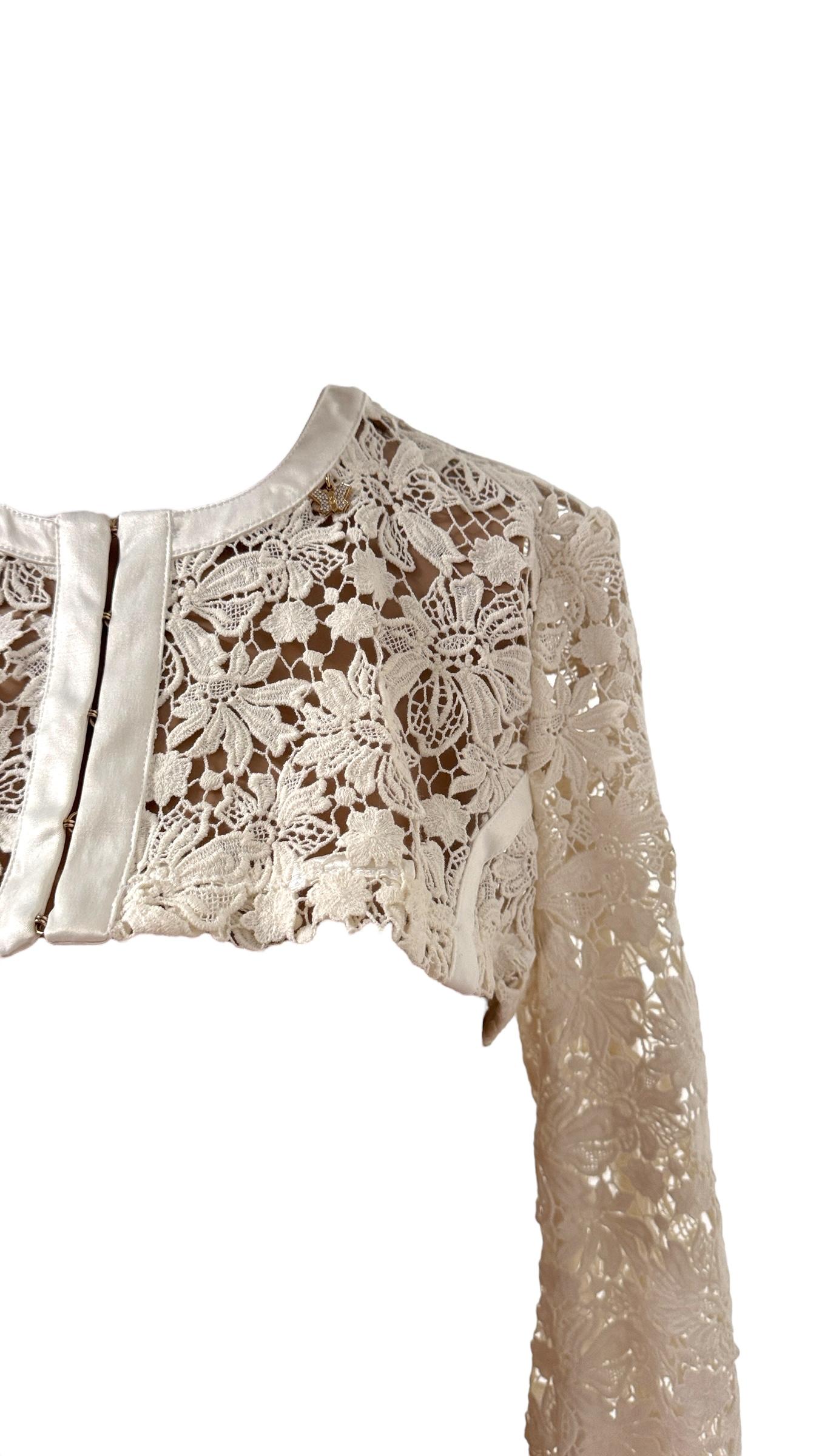Elisabetta Franchi Spring/Summer 2012 Ivory Lace Bolero Shrug - No import duty! im Angebot 1