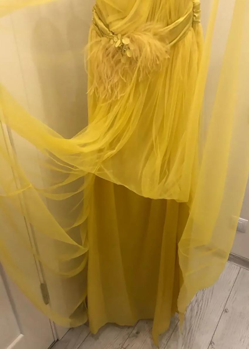 elisabetta franchi yellow dress