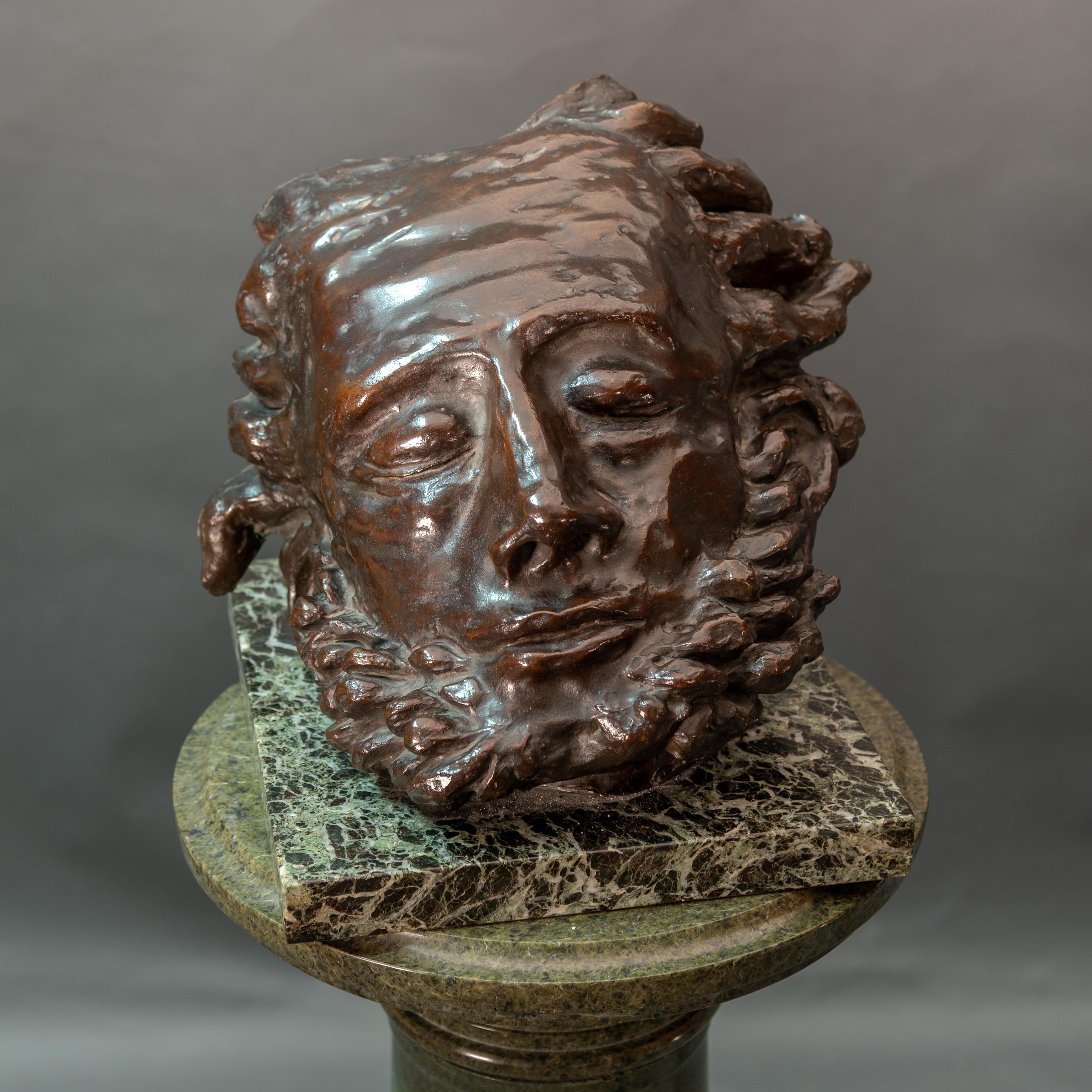 1920s Italian Signed Bronze Sculpture For Sale 2