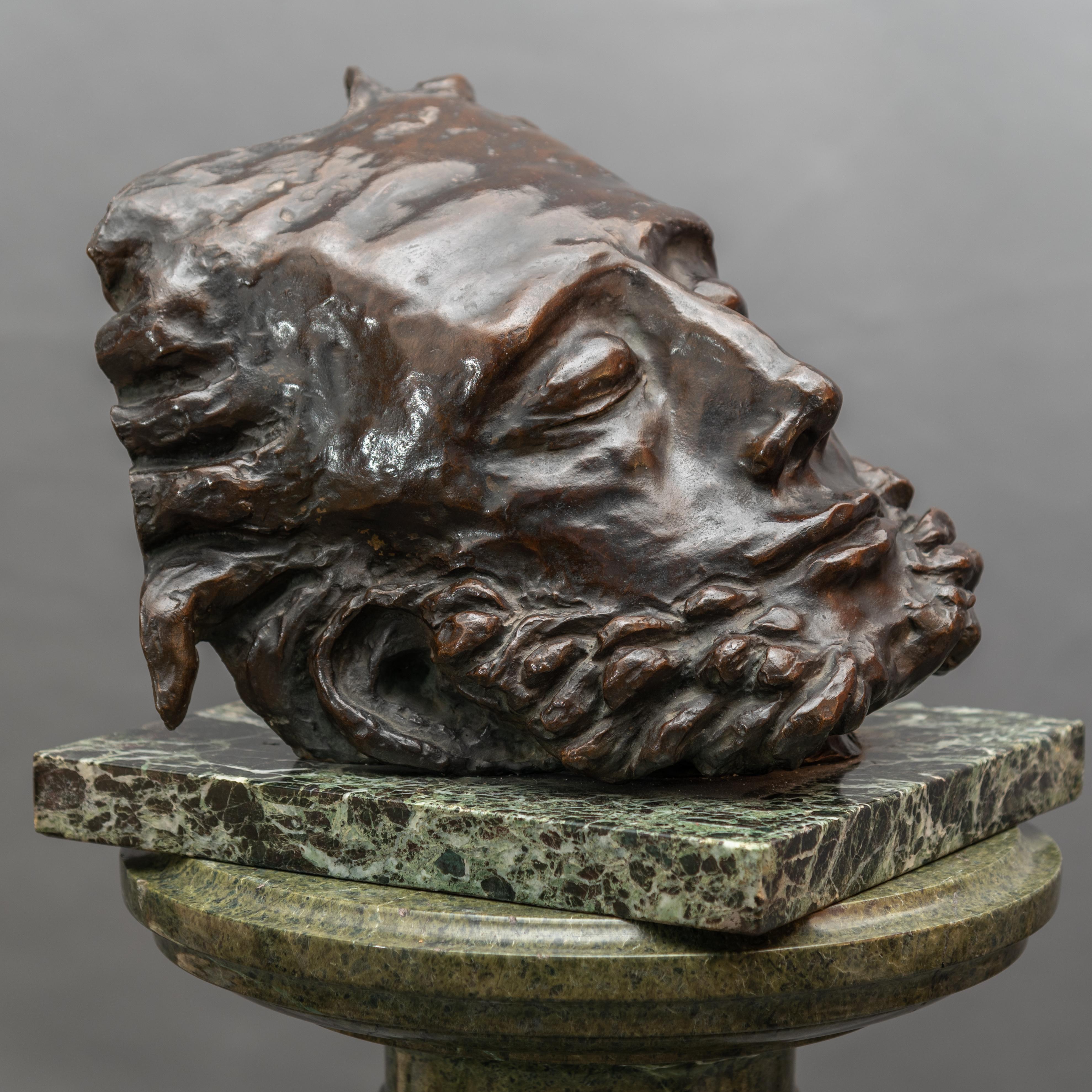 1920s Italian Signed Bronze Sculpture For Sale 5