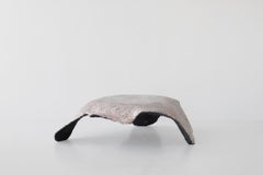 Zeitgenössischer Couchtisch von Elissa Lacoste, Modell Shagreen, Stahl und Harz