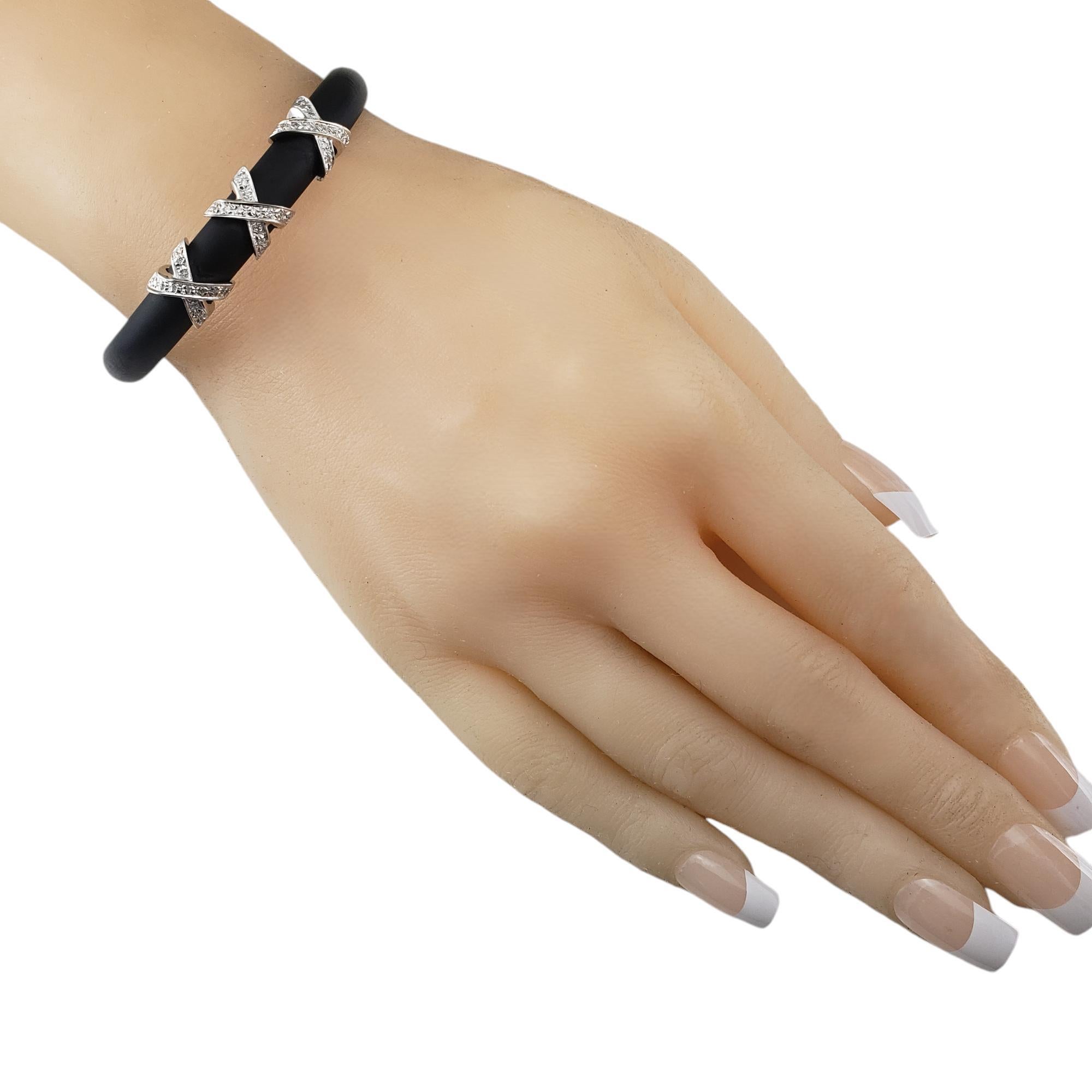Elite Italy Rubber 18K White Gold and Diamond Bracelet #18913 For Sale 1