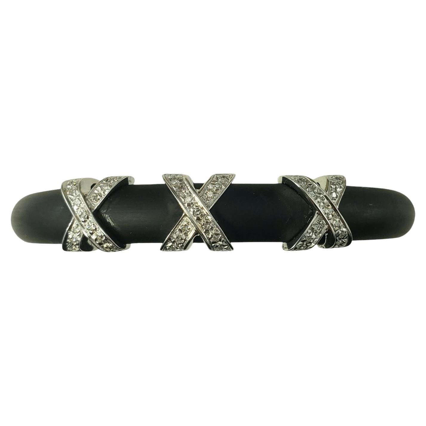 Elite Italy Rubber 18K White Gold and Diamond Bracelet #18913 For Sale