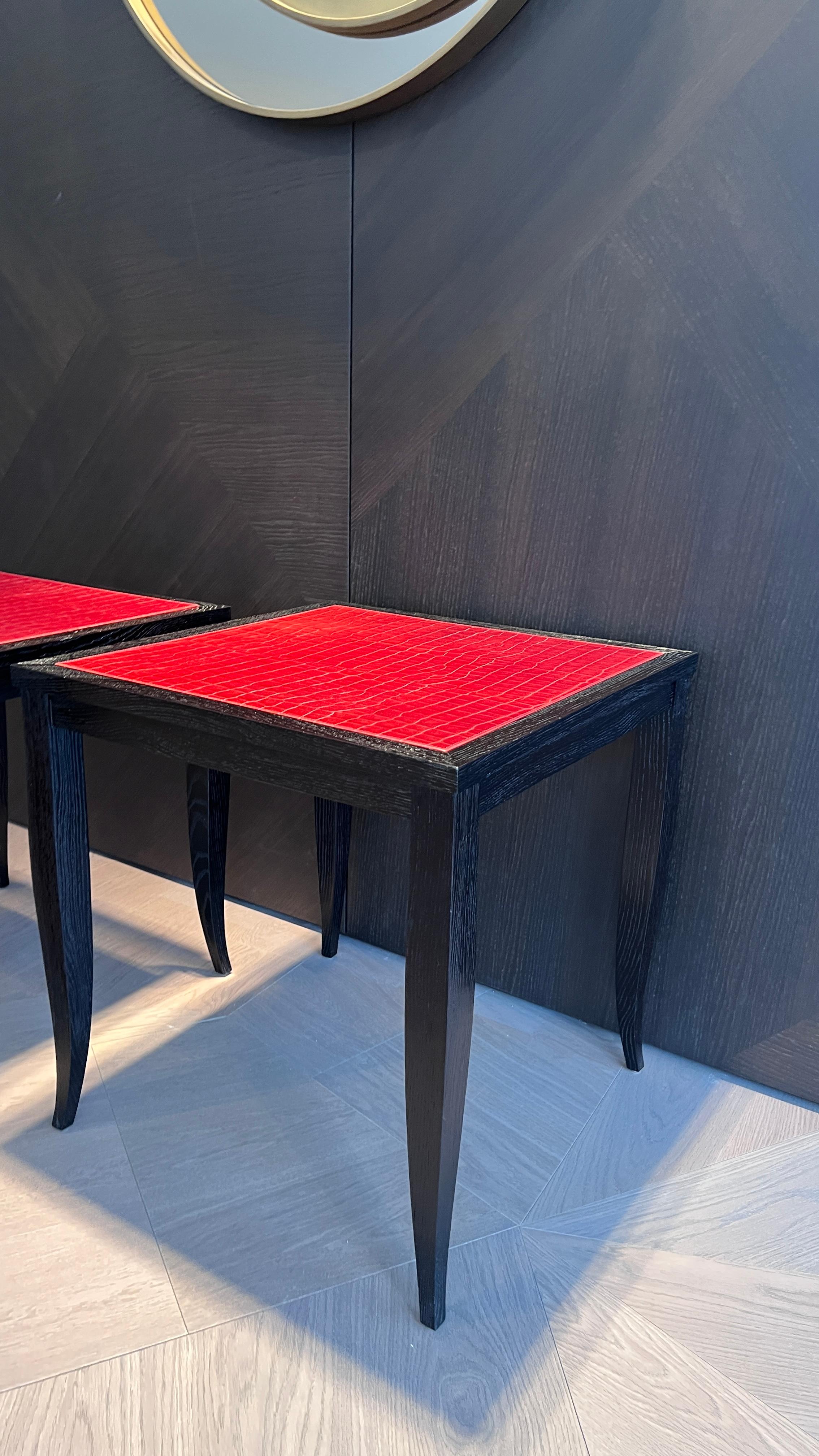 Beistelltische aus Leder und Holz von Elitis (Moderne der Mitte des Jahrhunderts) im Angebot