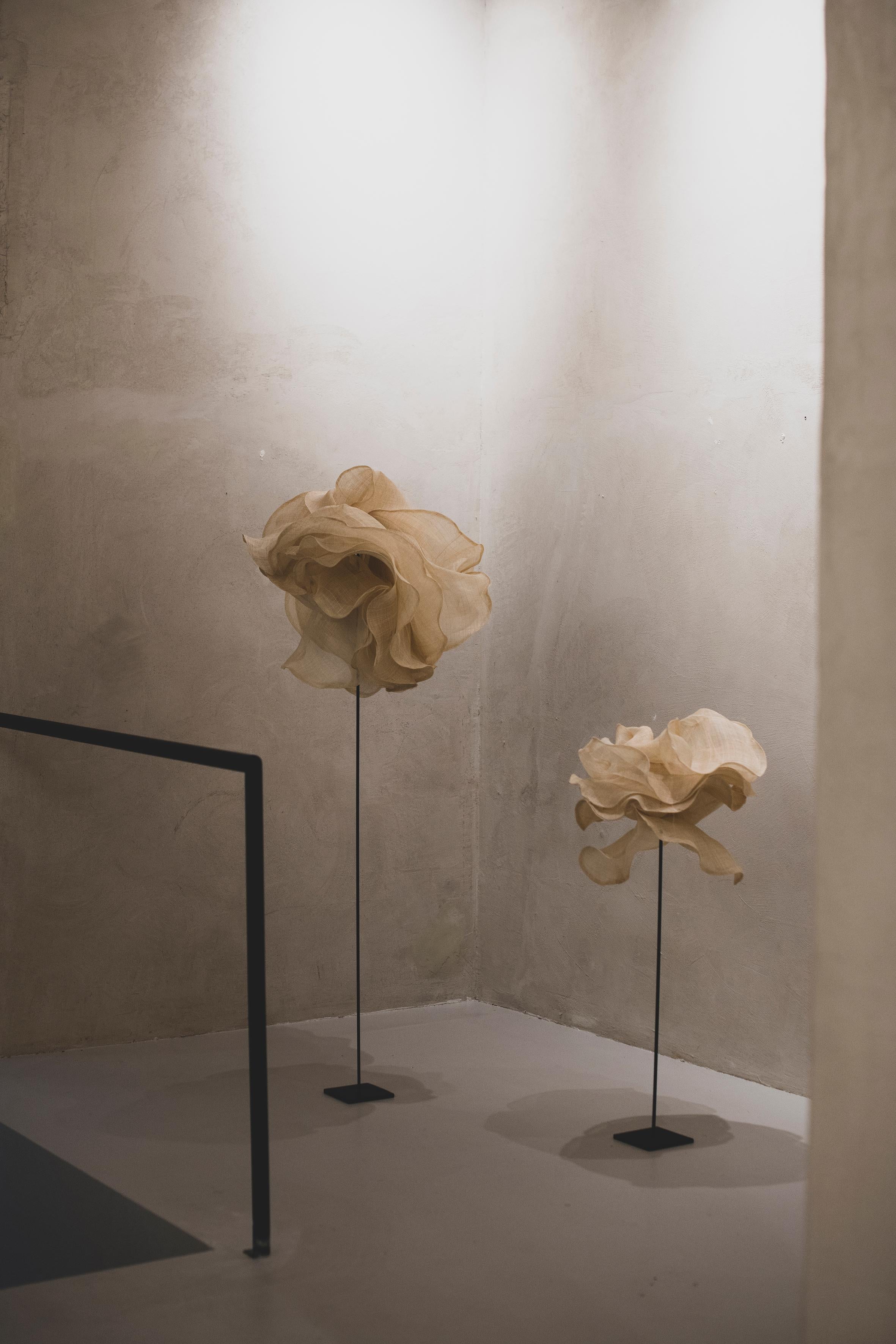 TEXTILE RAFFIA PADINA II DE L'ARTISTE SPANISH ELIURPI 2024 NEUF - Sculpture de Eliurpi