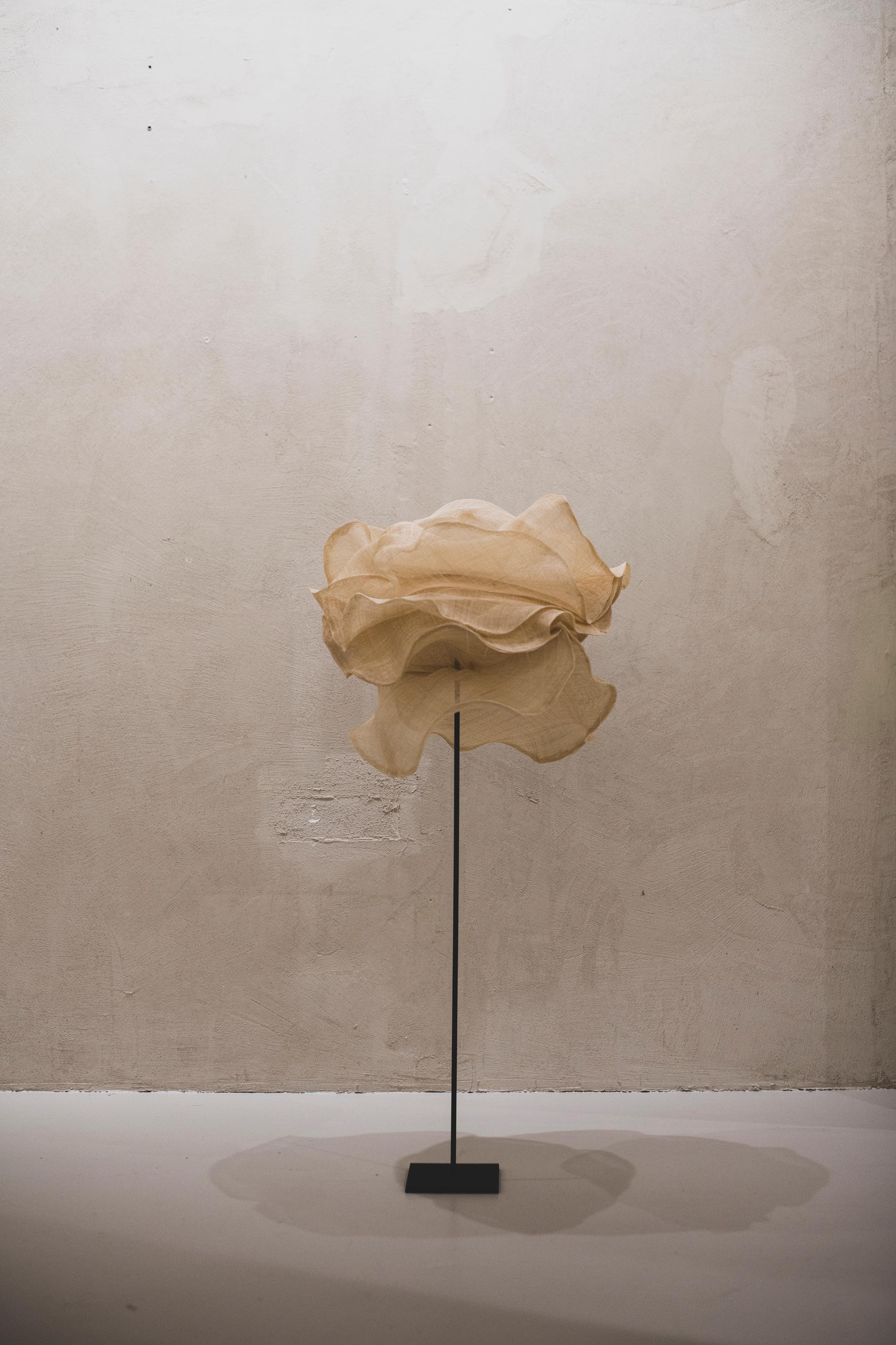 ESCULTURA TEXTIL RAFIA PADINA III DEL ARTISTA ESPAÑOL ELIURPI 2024 NUEVO - Sculpture Abstracto de Eliurpi