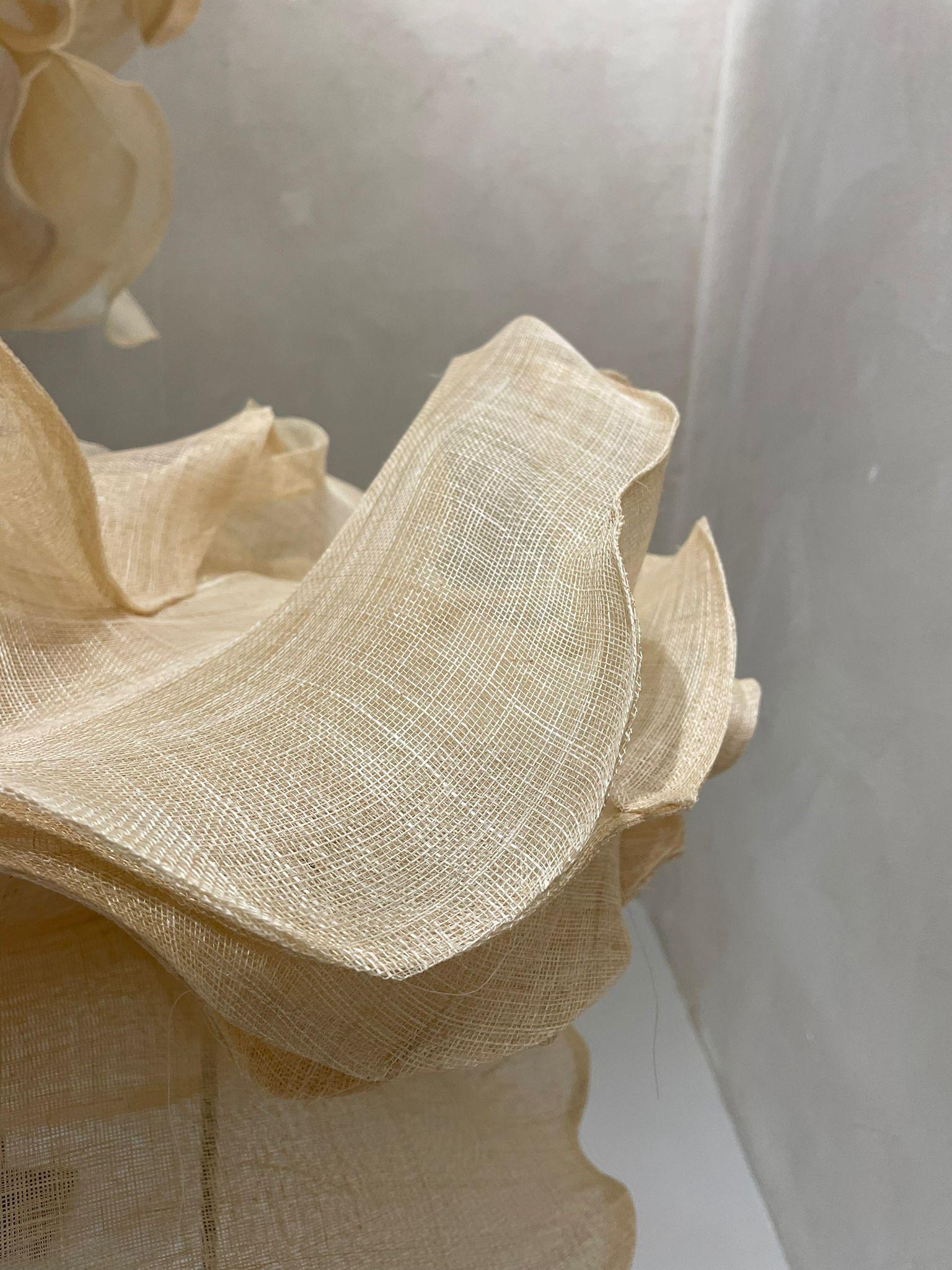 ESCULTURA TEXTIL RAFIA PADINA III DEL ARTISTA ESPAÑOL ELIURPI 2024 NUEVO - Sculpture de Eliurpi