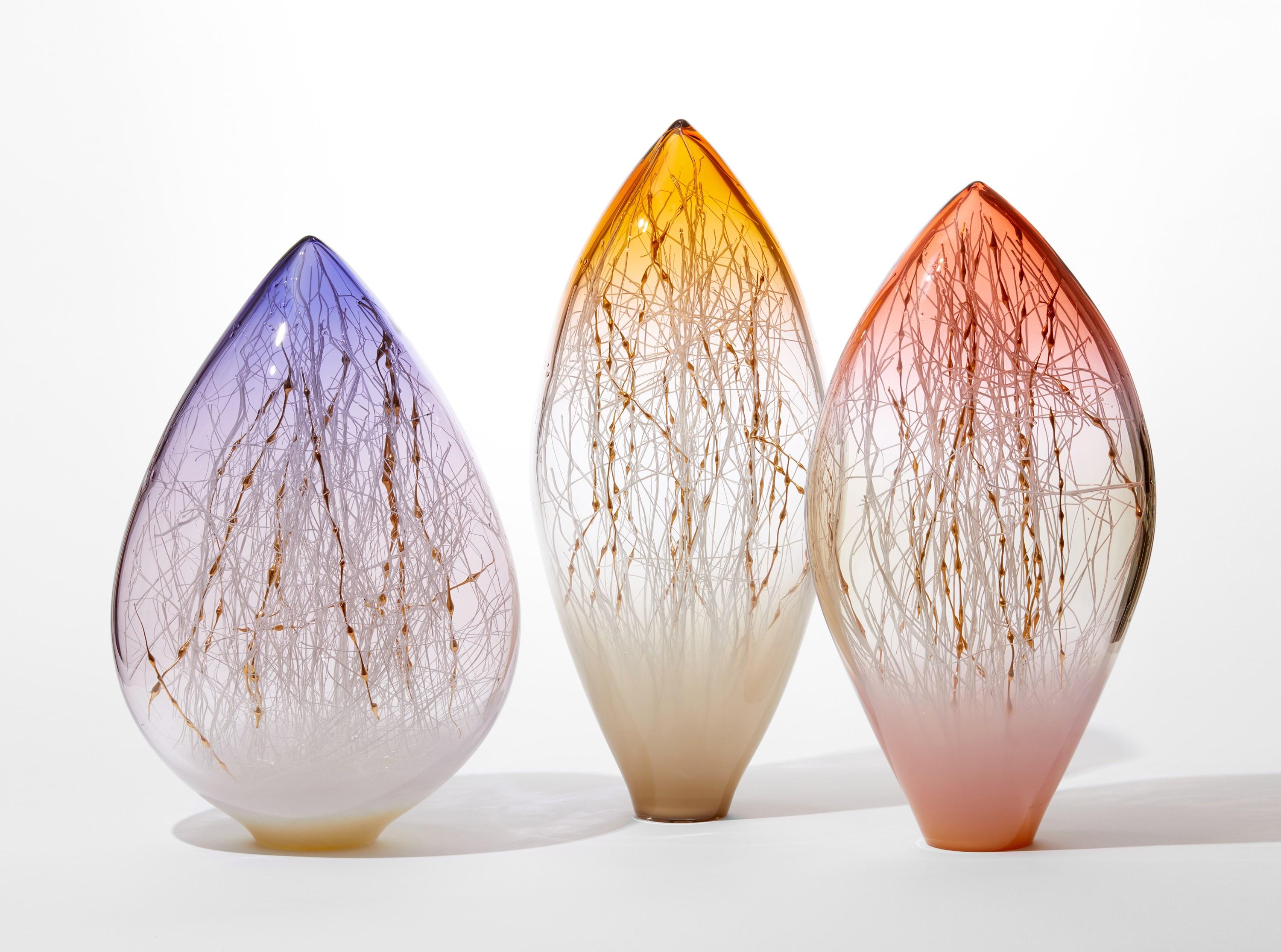 Elixir in Apricot & Sunset Red, scultura in vetro e oro di Enemark & Thompson In condizioni Nuovo in vendita a London, GB