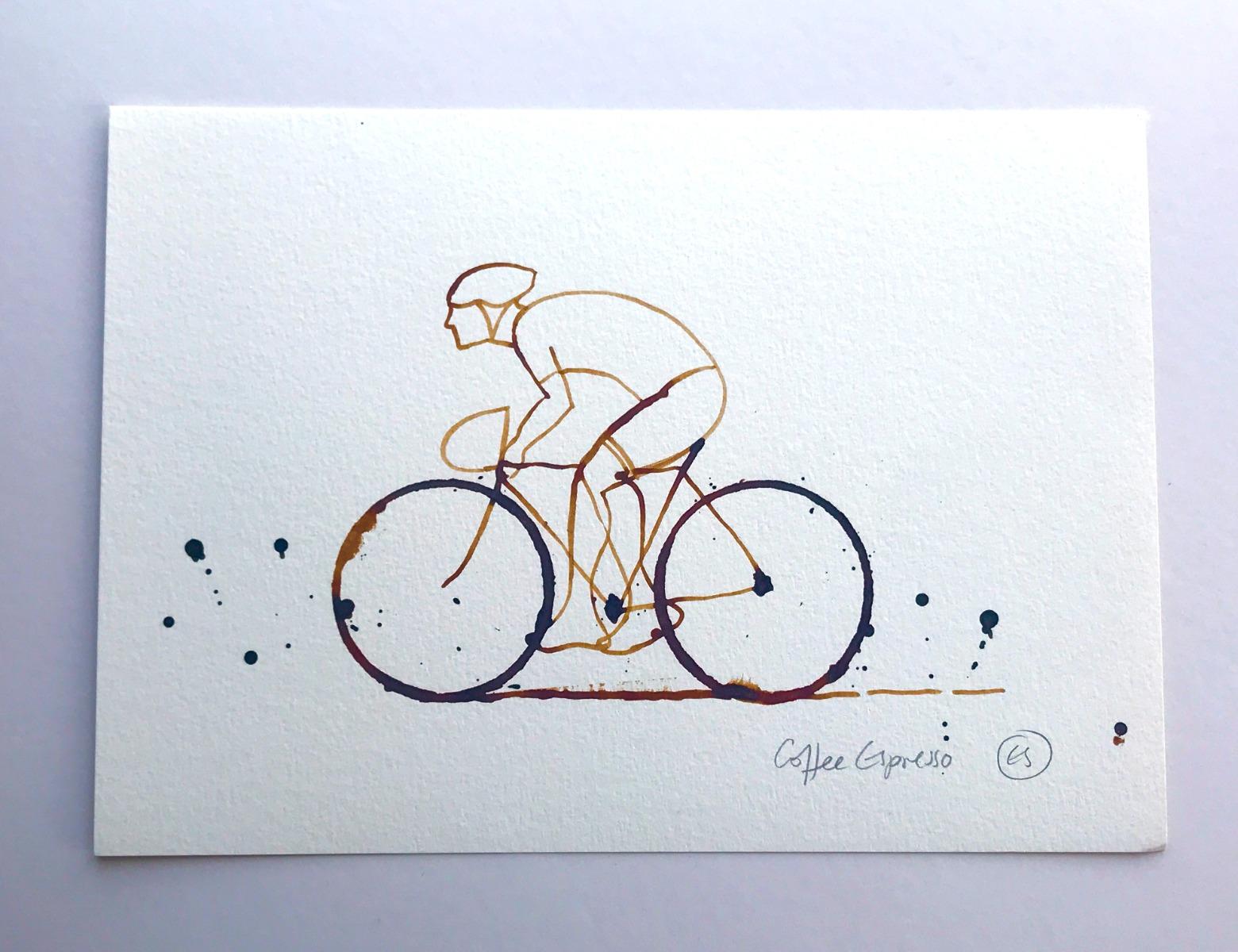 Kleiner Kaffee Espresso #1, Kaffee auf Papier, Radfahren, Sport – Painting von Eliza Southwood