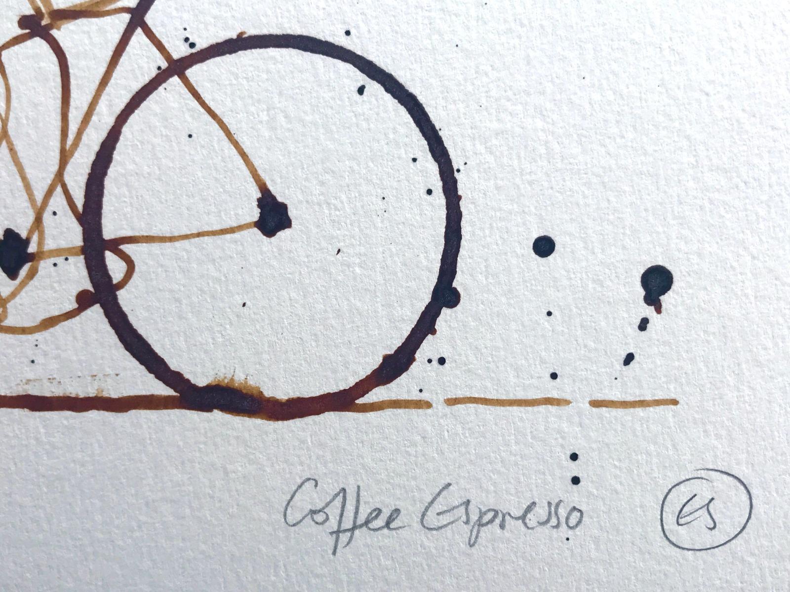 Small Coffee Espresso #1 von Eliza Southwood ist ein Originalkunstwerk von Eliza Southwood. Es zeigt einen mit Kaffee gemalten Radfahrer, der die Fahrradkultur mit der Liebe zu einer guten Kaffeepause verbindet.

Zusätzliche Informationen:
21 H x