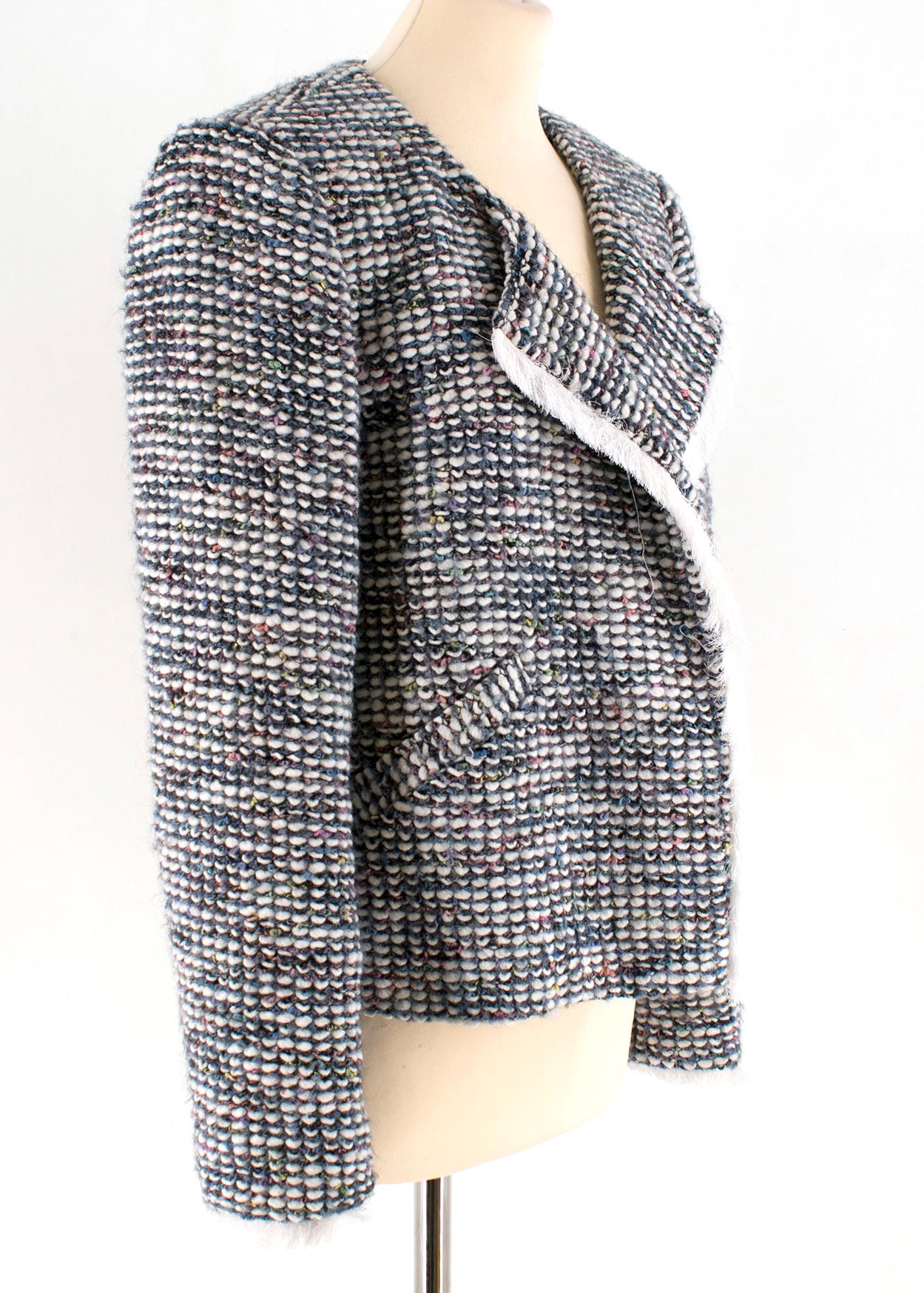 Elizabeth and James Clark Tweed Jacket

- multicolour blazer
- short length
- fringe trim 
- lined
- lightly padded shoulders
- no closures

Please note, these items are pre-owned and may show some signs of storage, even when unworn and unused. This