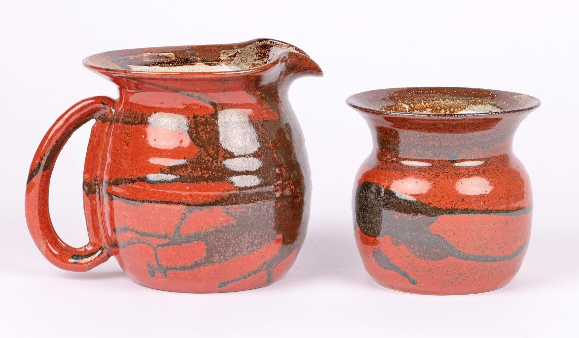 Pichet et vase en poterie de l'atelier de poterie Harbour d'Elizabeth Anderson en vente 4