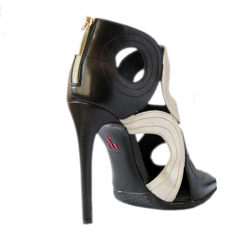 Escarpins Arturo Gorlini Noirs En Cuir Neufs Avec étiquettes - Taille 37 - Prix D'origine 395€