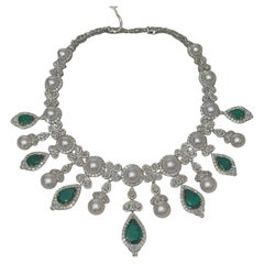 Collier d'émeraudes, de perles et de diamants inspiré par Elizabeth Arden