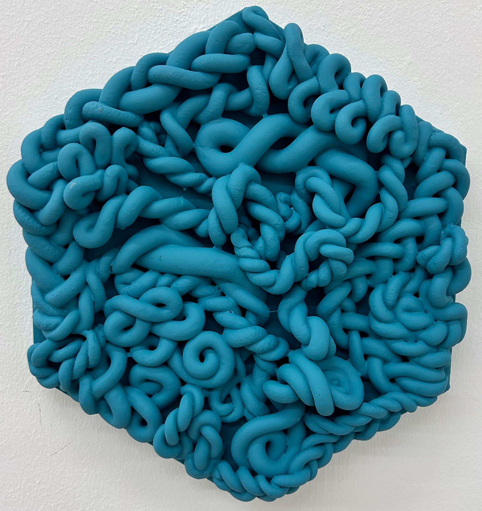 Abstract Painting Elizabeth Art Candy - Sculpture murale hexagonale en pâte polymère bleue – Œuvre d'art en relief texturée de style Pop Art