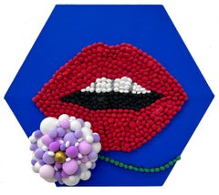 "Fiore" 3D Pop Art  Scultura a mosaico di labbra rosse in argilla naturale modellata a mano.